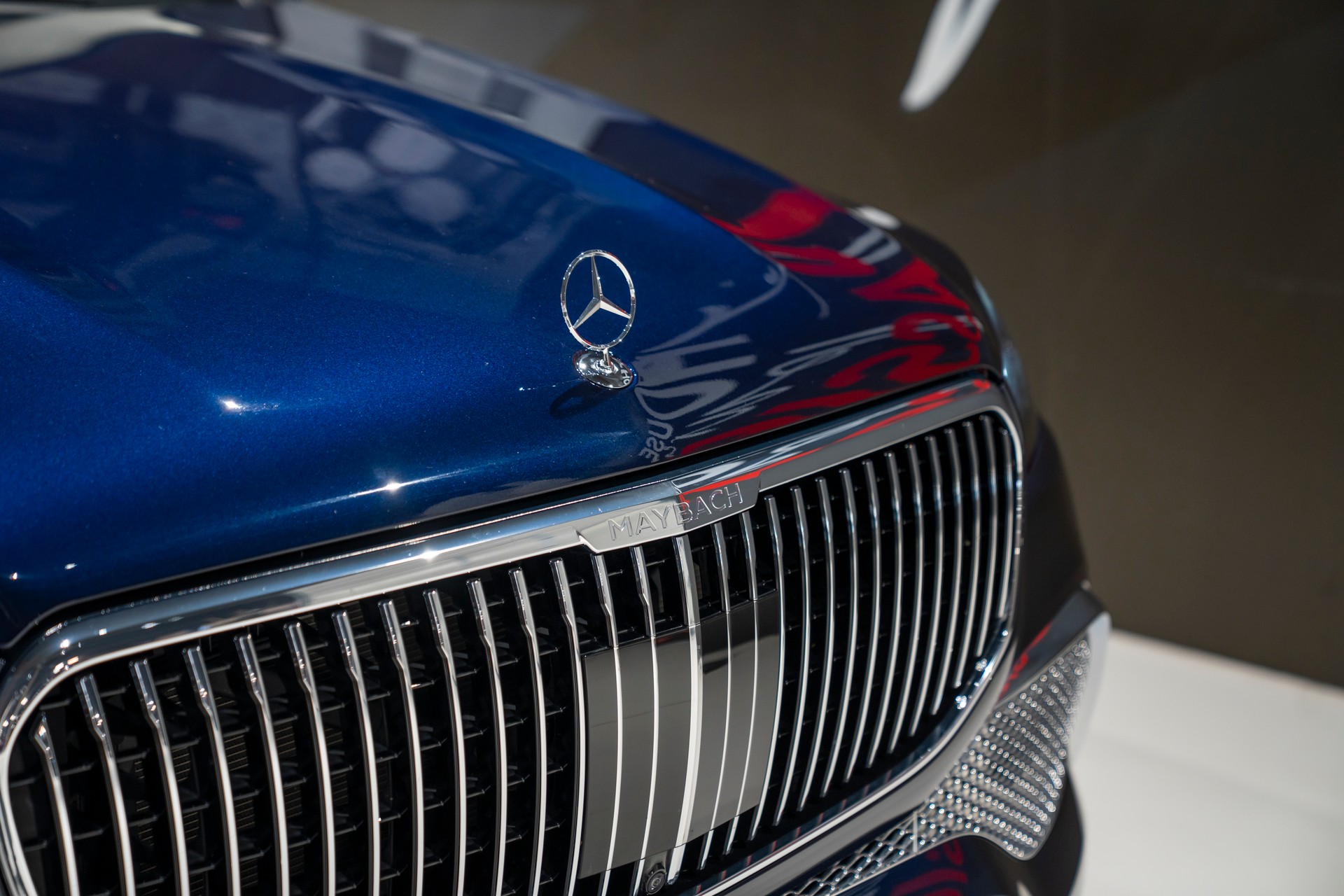 MERCEDES-BENZ GLS Maybach 600 9G-Tronic-image-6