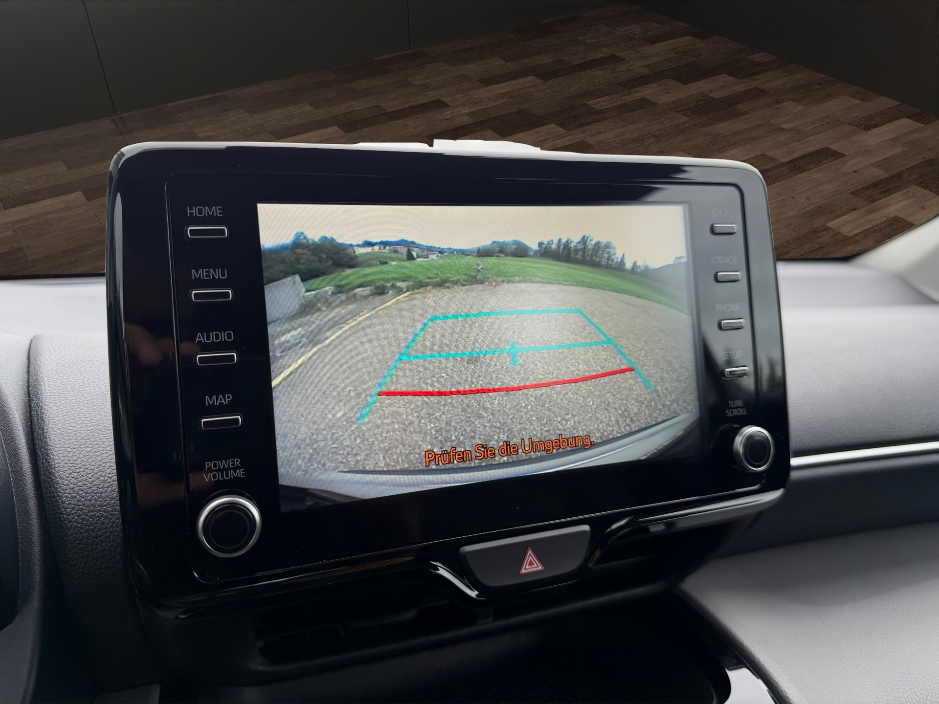 TOYOTA Yaris Cross 1.5 Trend e-CVT AWDi-image-21