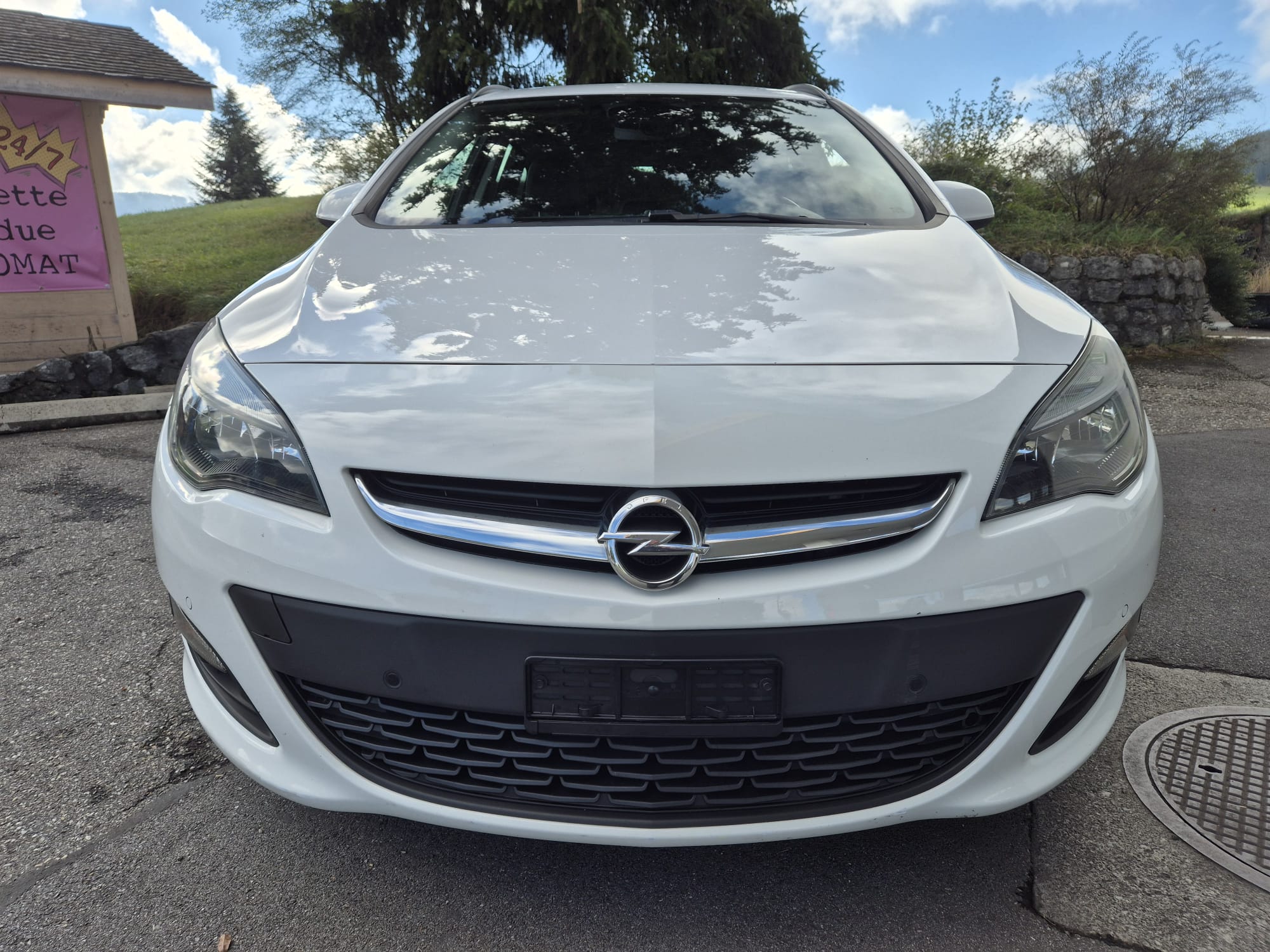 Car photo