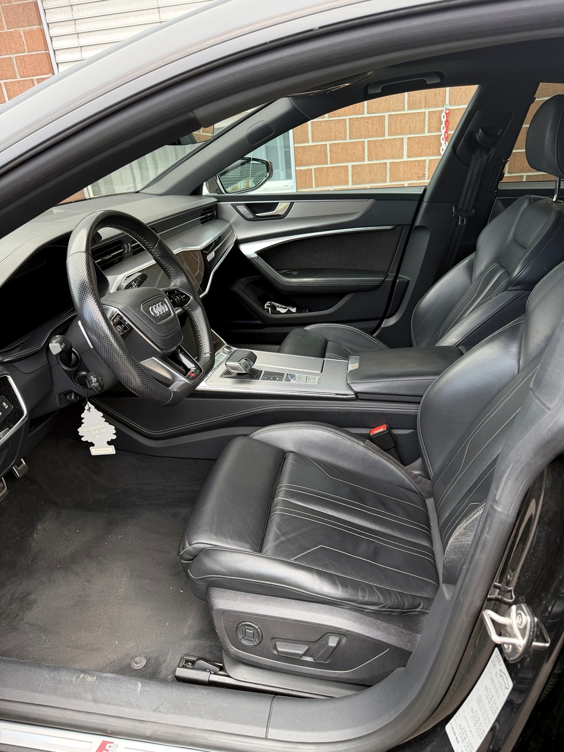 AUDI 3.0 55 TFSI quattro S-Tronic-image-3