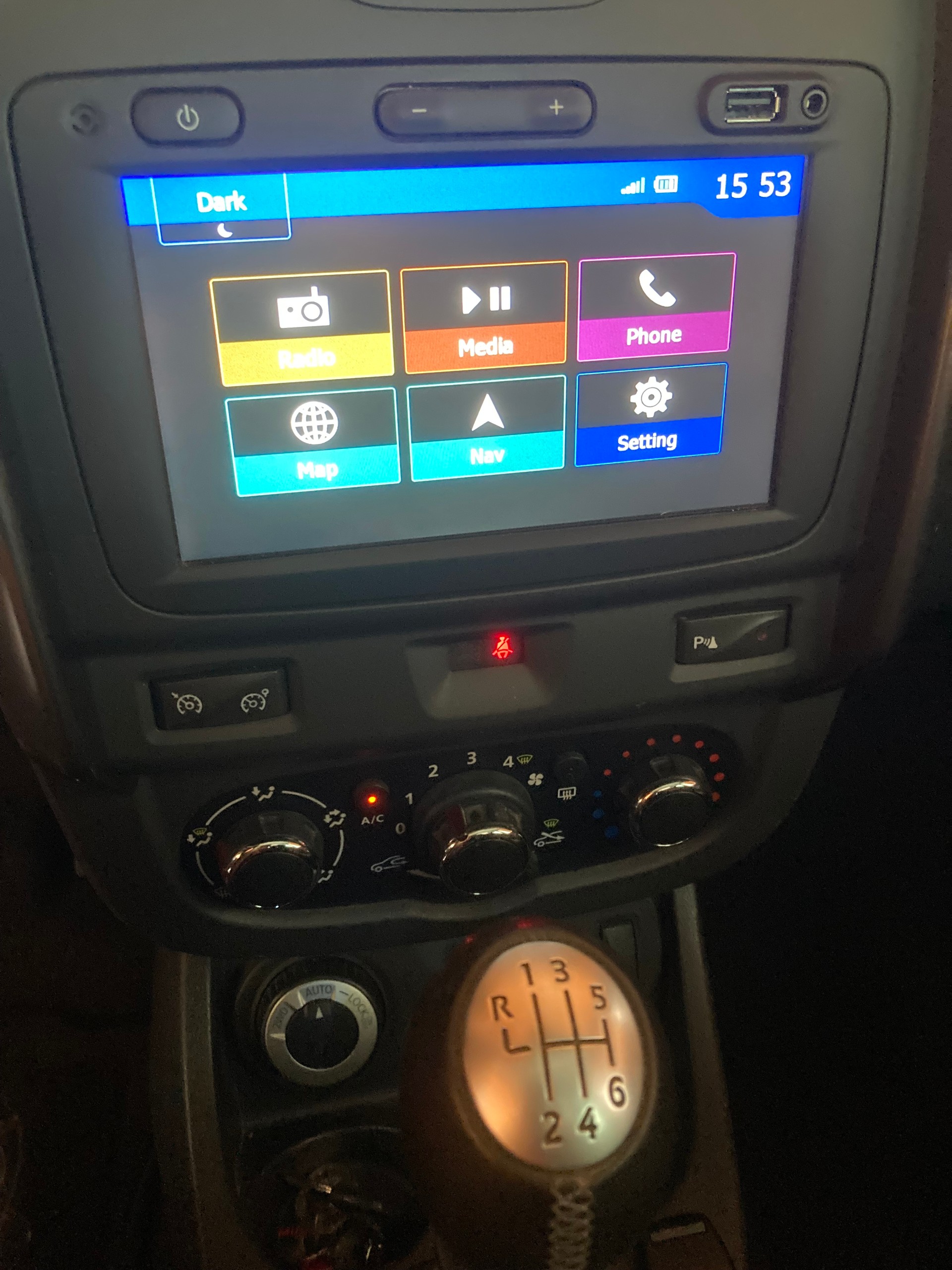 DACIA 1.2 TCe Urban Explorer 4x4 S/S-image-4
