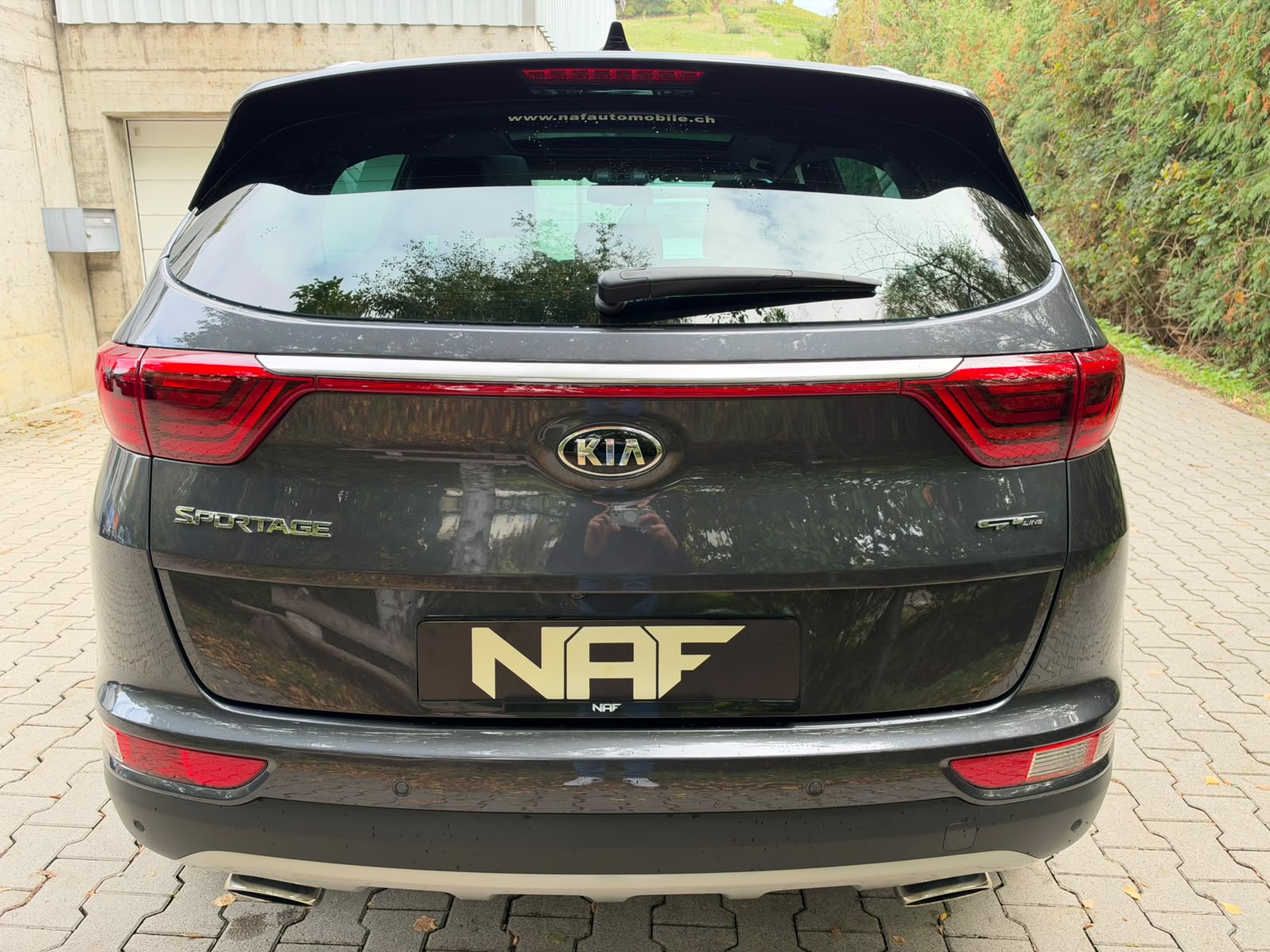 KIA Sportage 2.0CRDi Style GT Line 4WD Automat-image-3