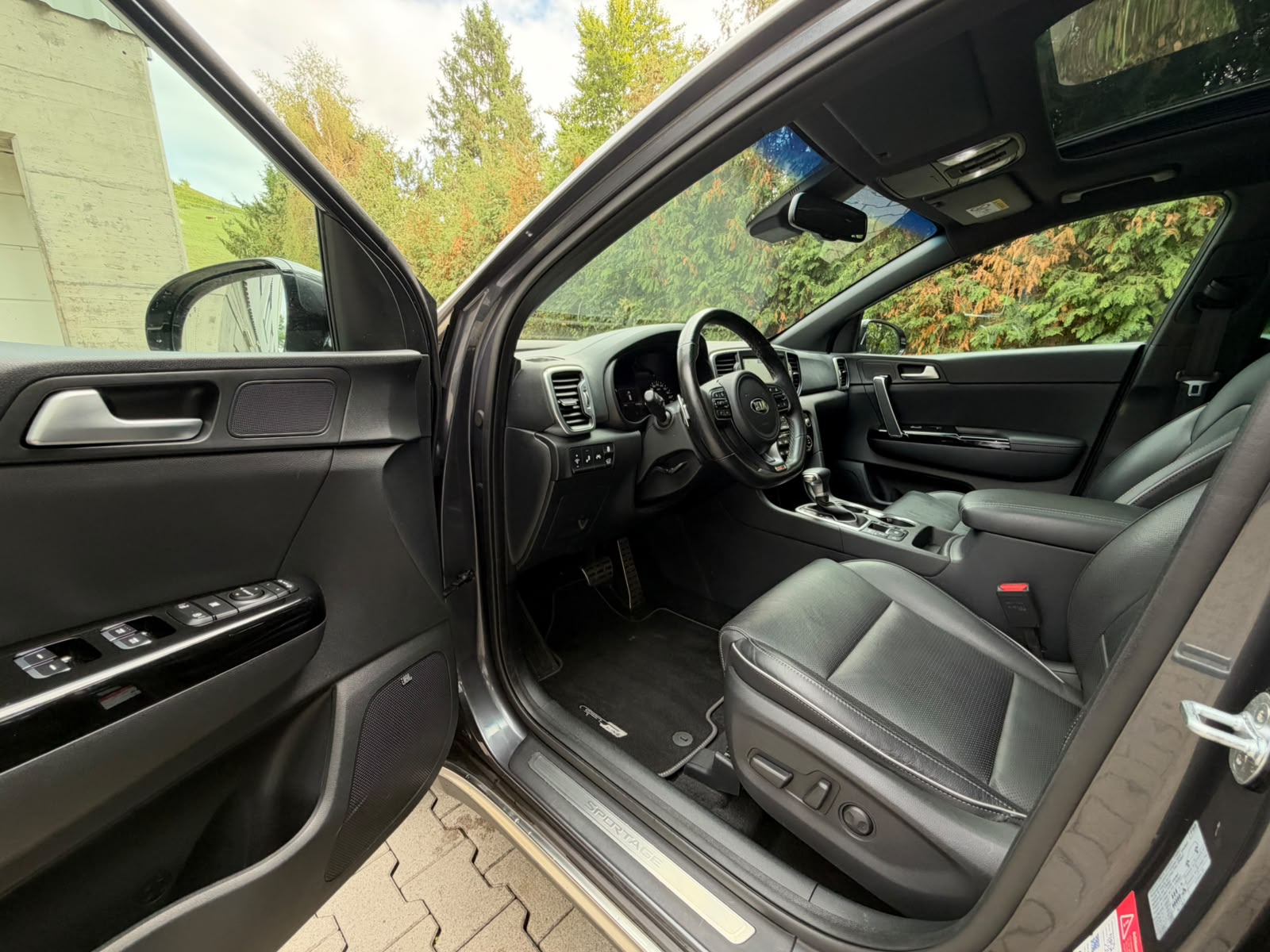 KIA Sportage 2.0CRDi Style GT Line 4WD Automat-image-10