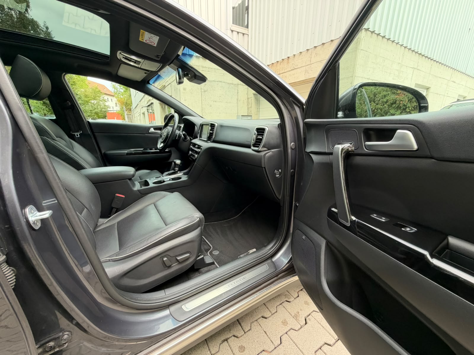 KIA Sportage 2.0CRDi Style GT Line 4WD Automat-image-18