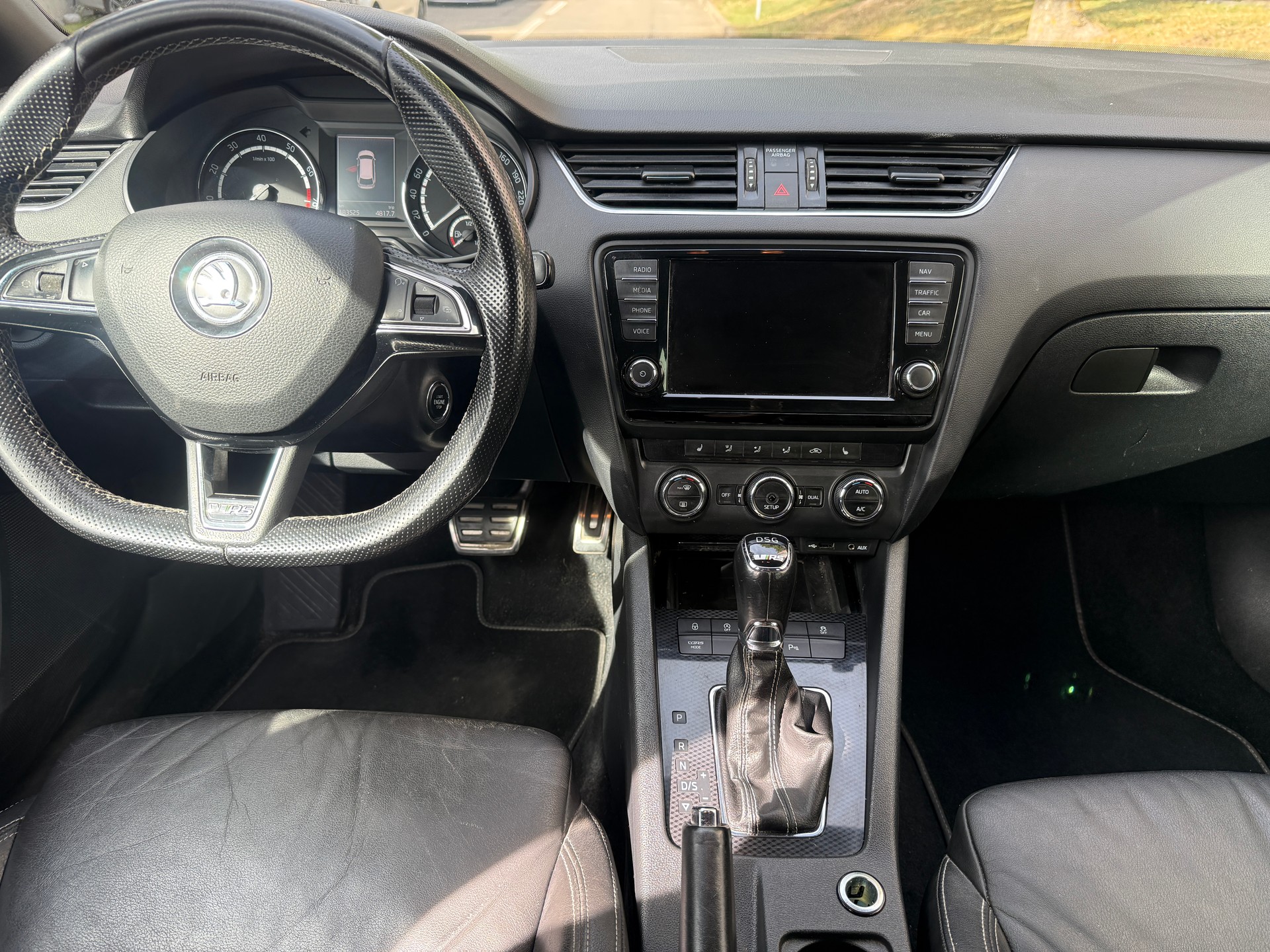 SKODA 2.0 TSI RS DSG-image-5