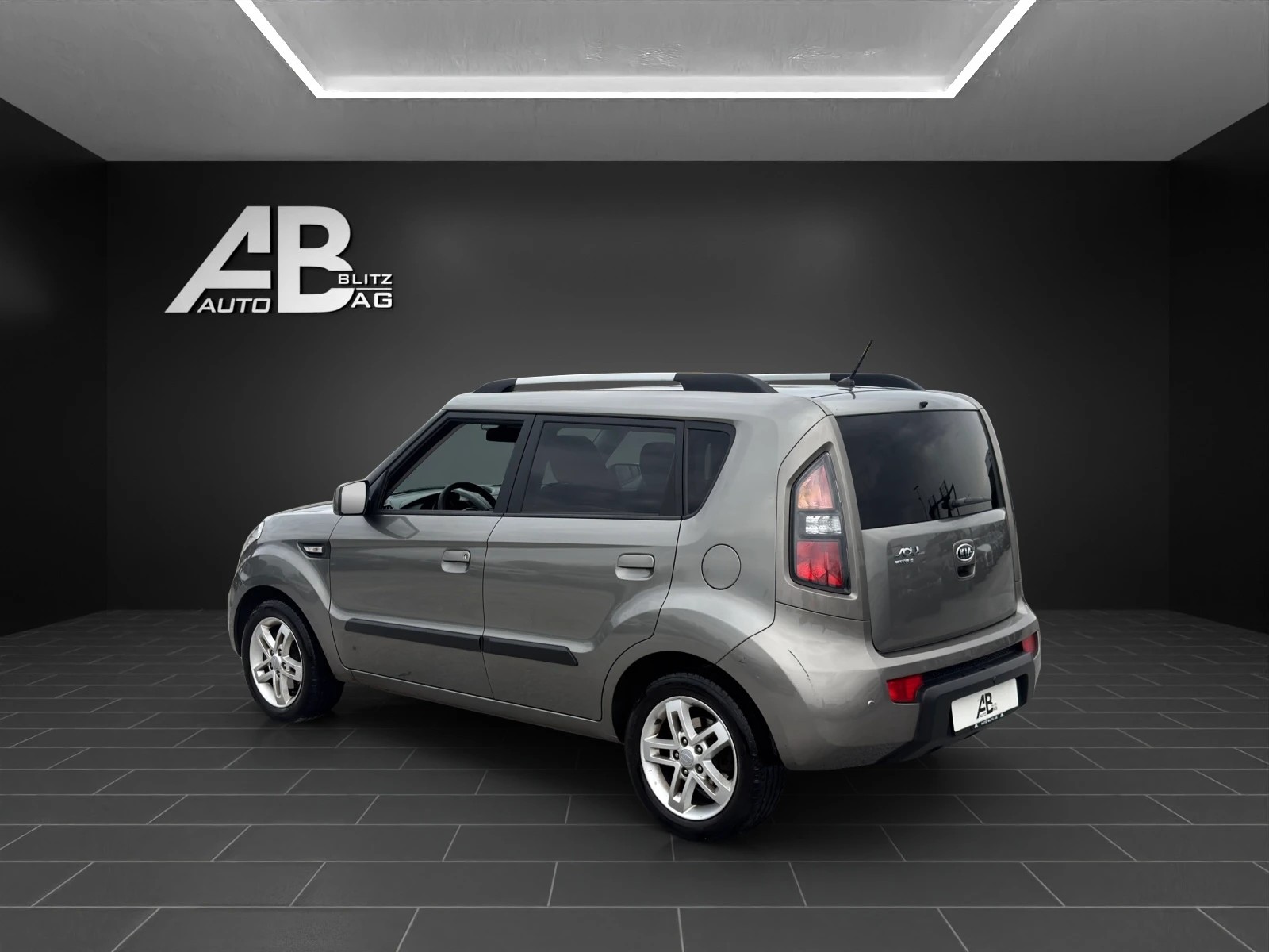 KIA Soul 1.6 CVVT Style-image-2