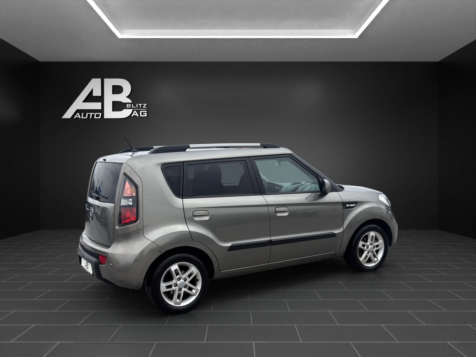 KIA Soul 1.6 CVVT Style-image-4