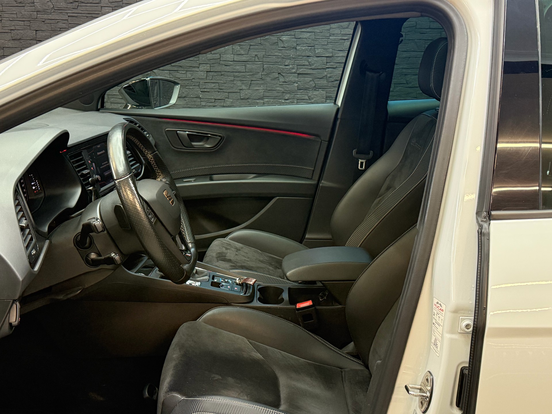 SEAT Leon 2.0 TSI Cupra 290 DSG-image-3