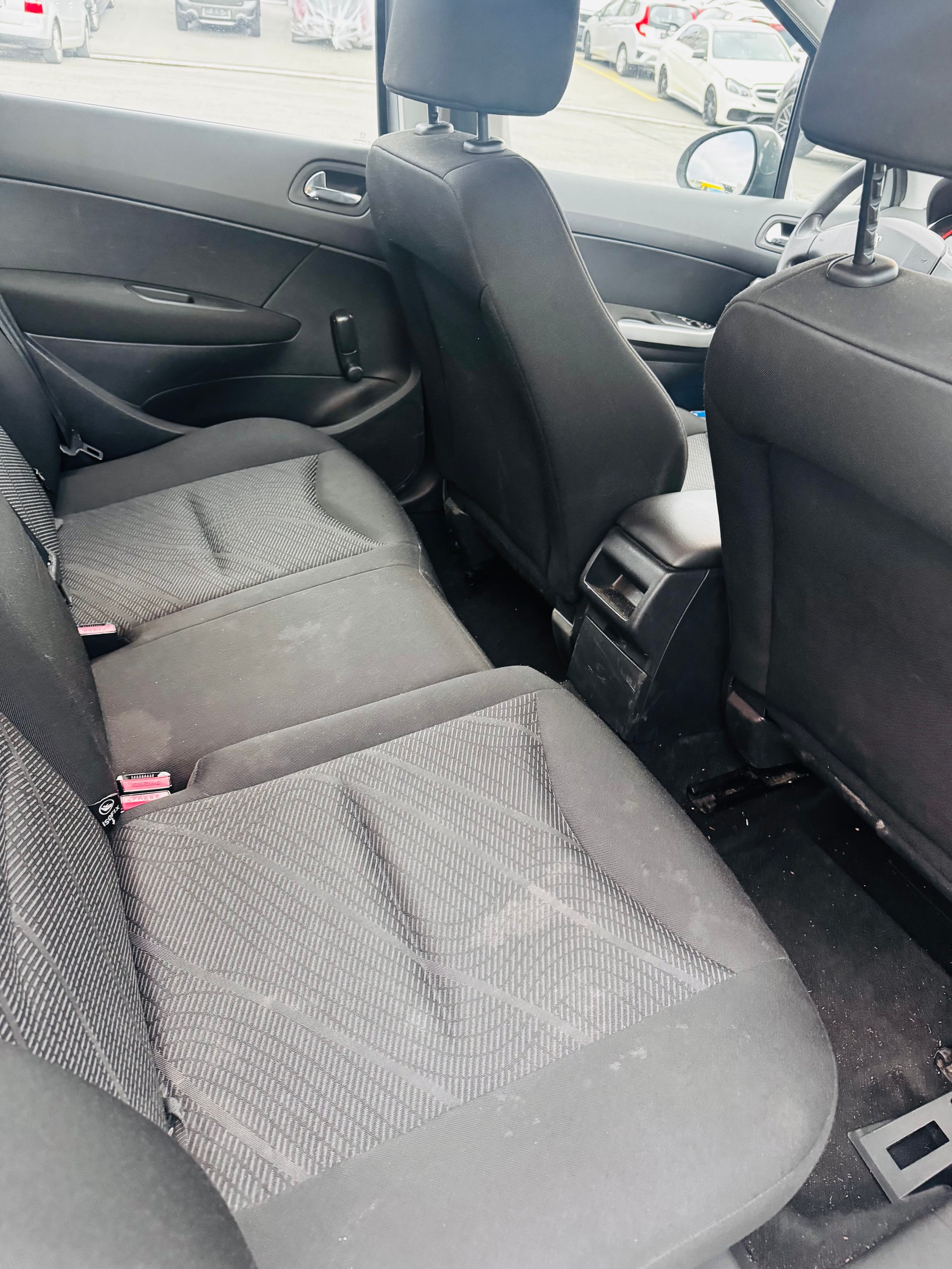 PEUGEOT 308 SW 1.6 HDI Active EGS6-image-7