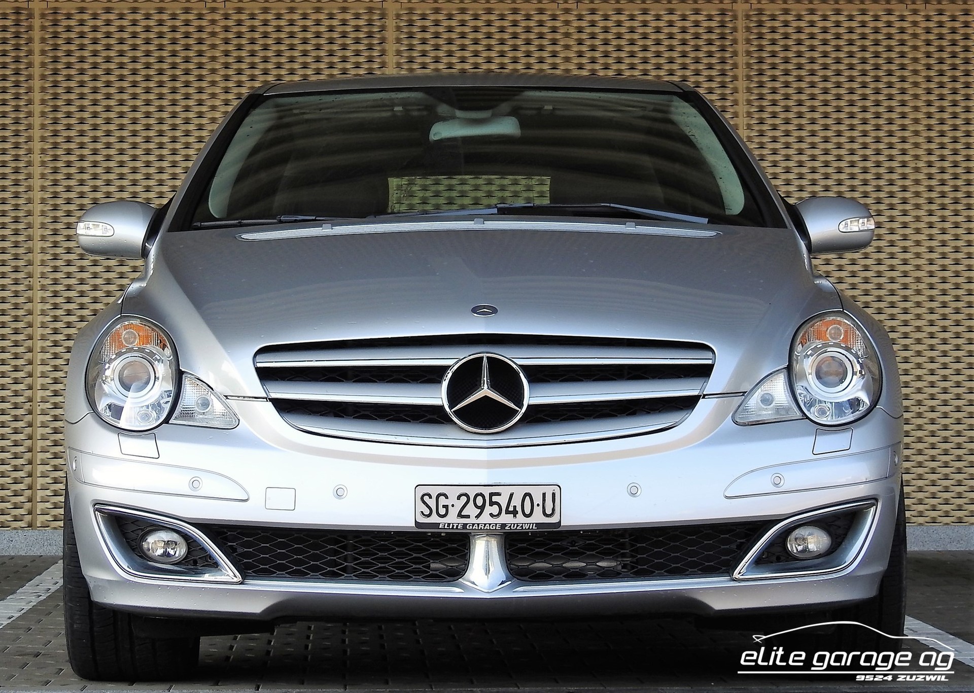 MERCEDES-BENZ R 500 4Matic-image-1