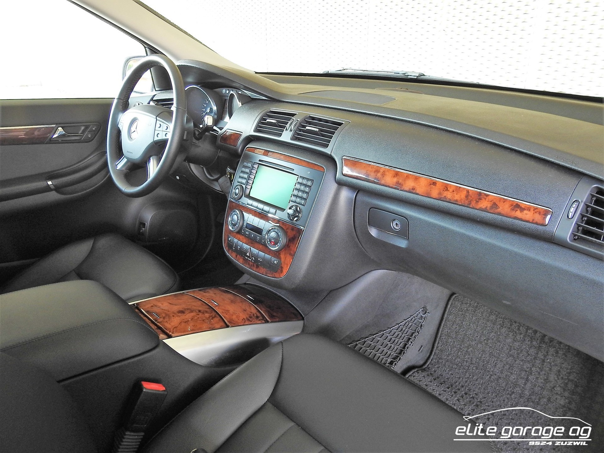 MERCEDES-BENZ R 500 4Matic-image-10