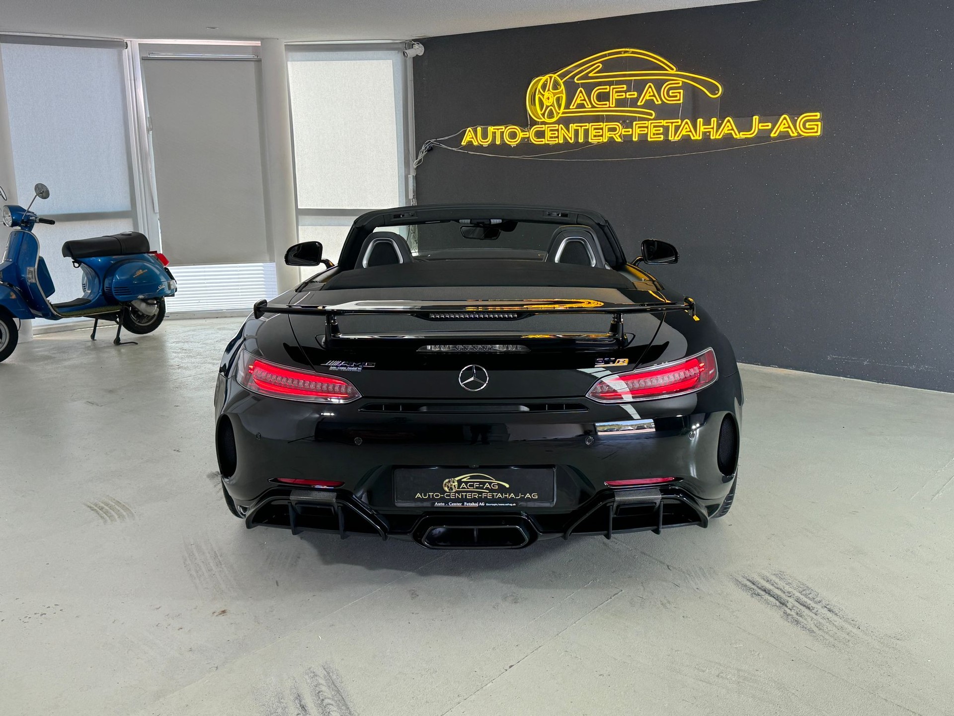 MERCEDES-BENZ AMG GT R Roadster Speedshift DCT-image-4