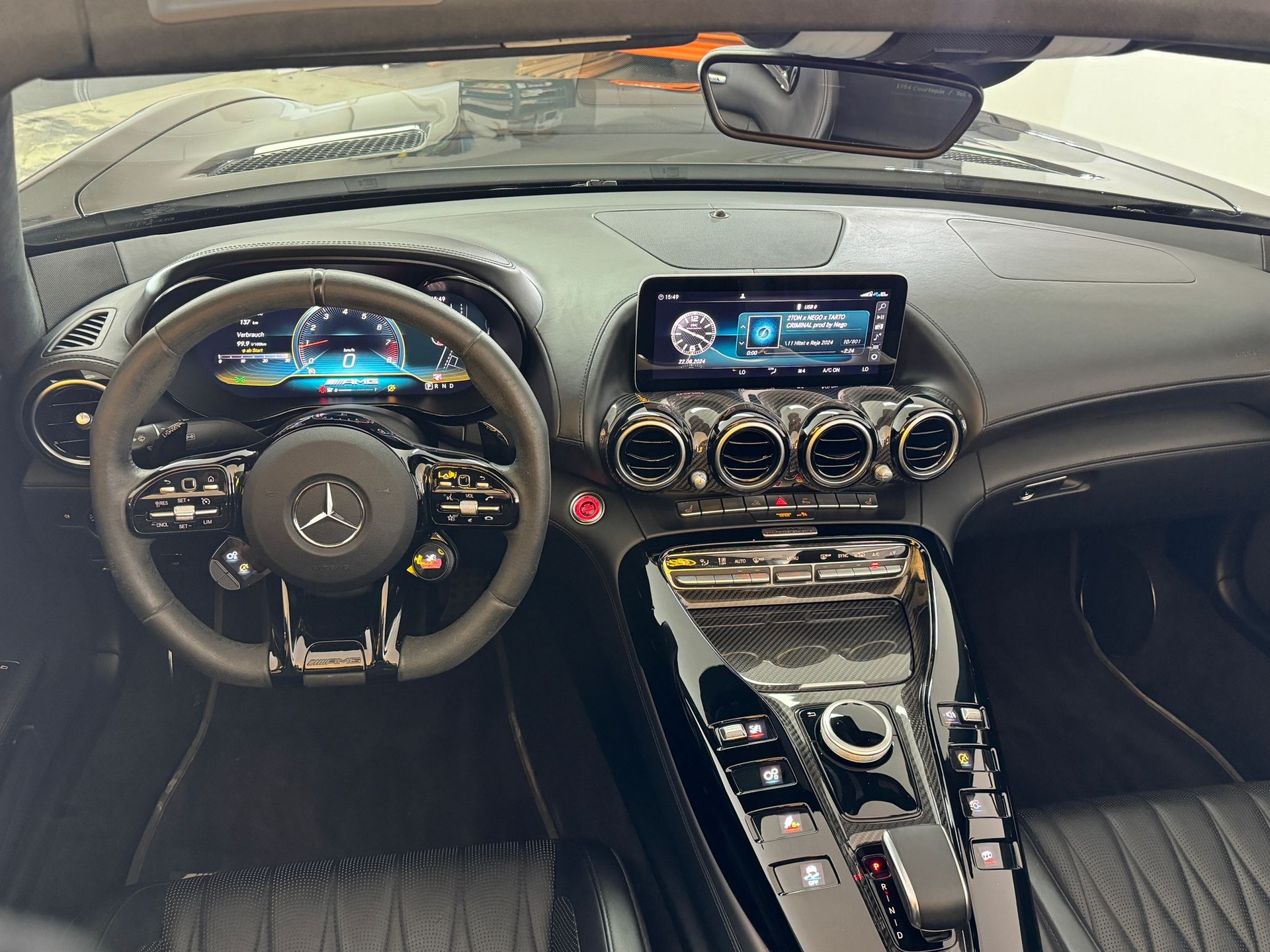 MERCEDES-BENZ AMG GT R Roadster Speedshift DCT-image-7