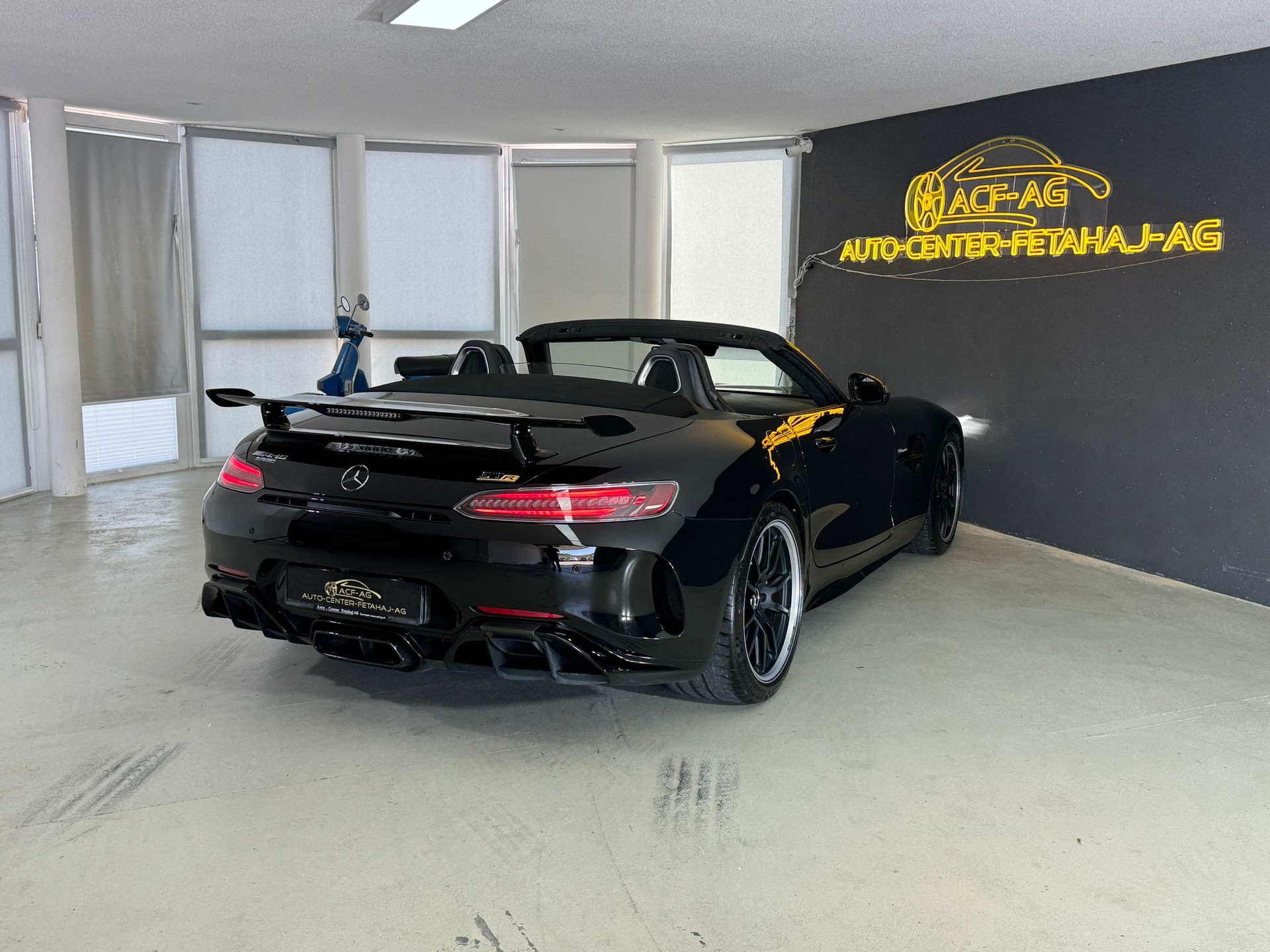 MERCEDES-BENZ AMG GT R Roadster Speedshift DCT-image-3