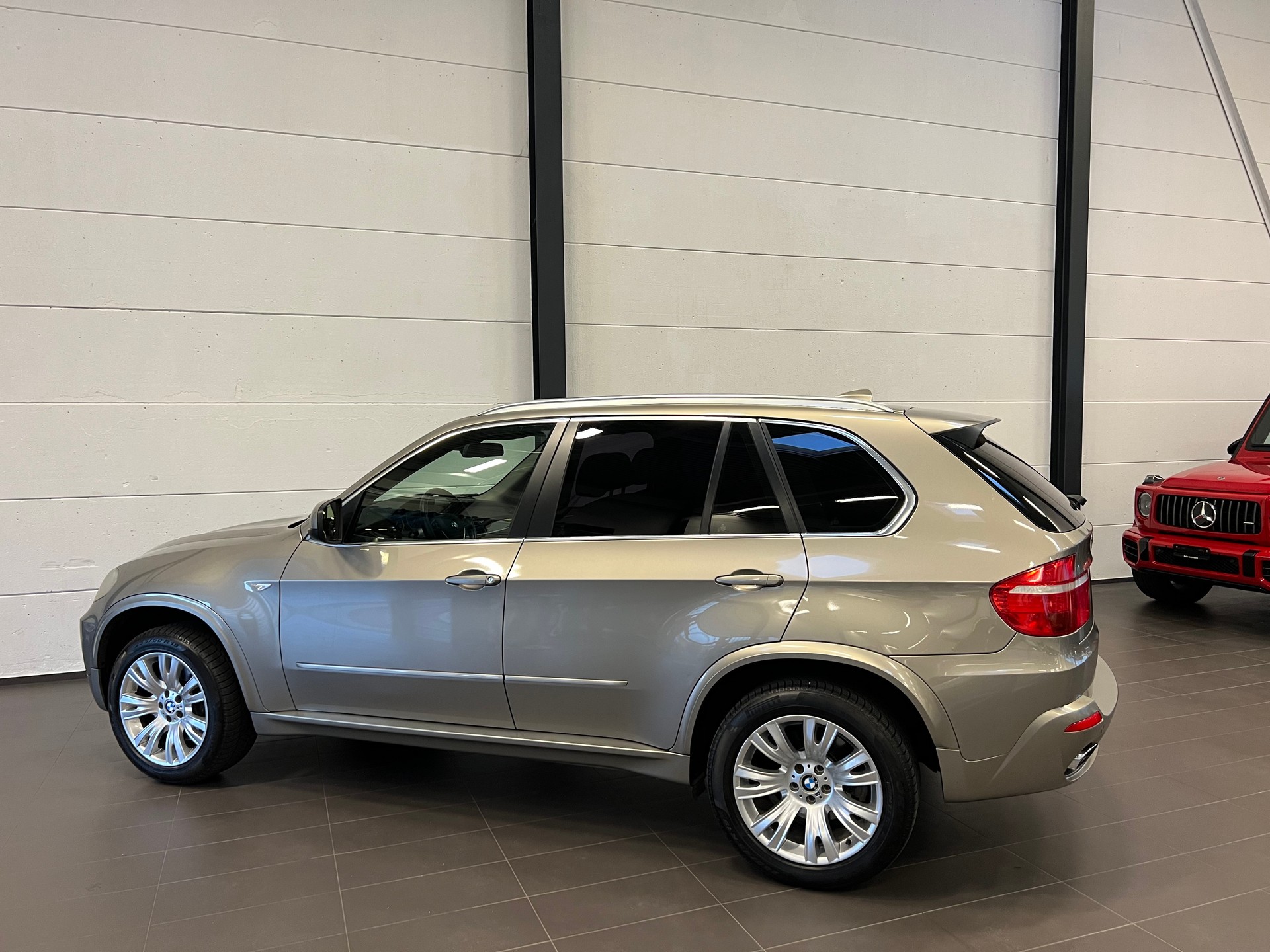 BMW X5 xDrive 48i (4.8i) Steptronic-image-13