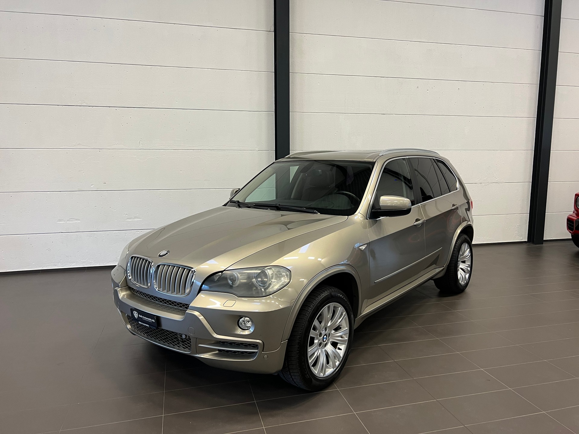 BMW X5 xDrive 48i (4.8i) Steptronic-image-2