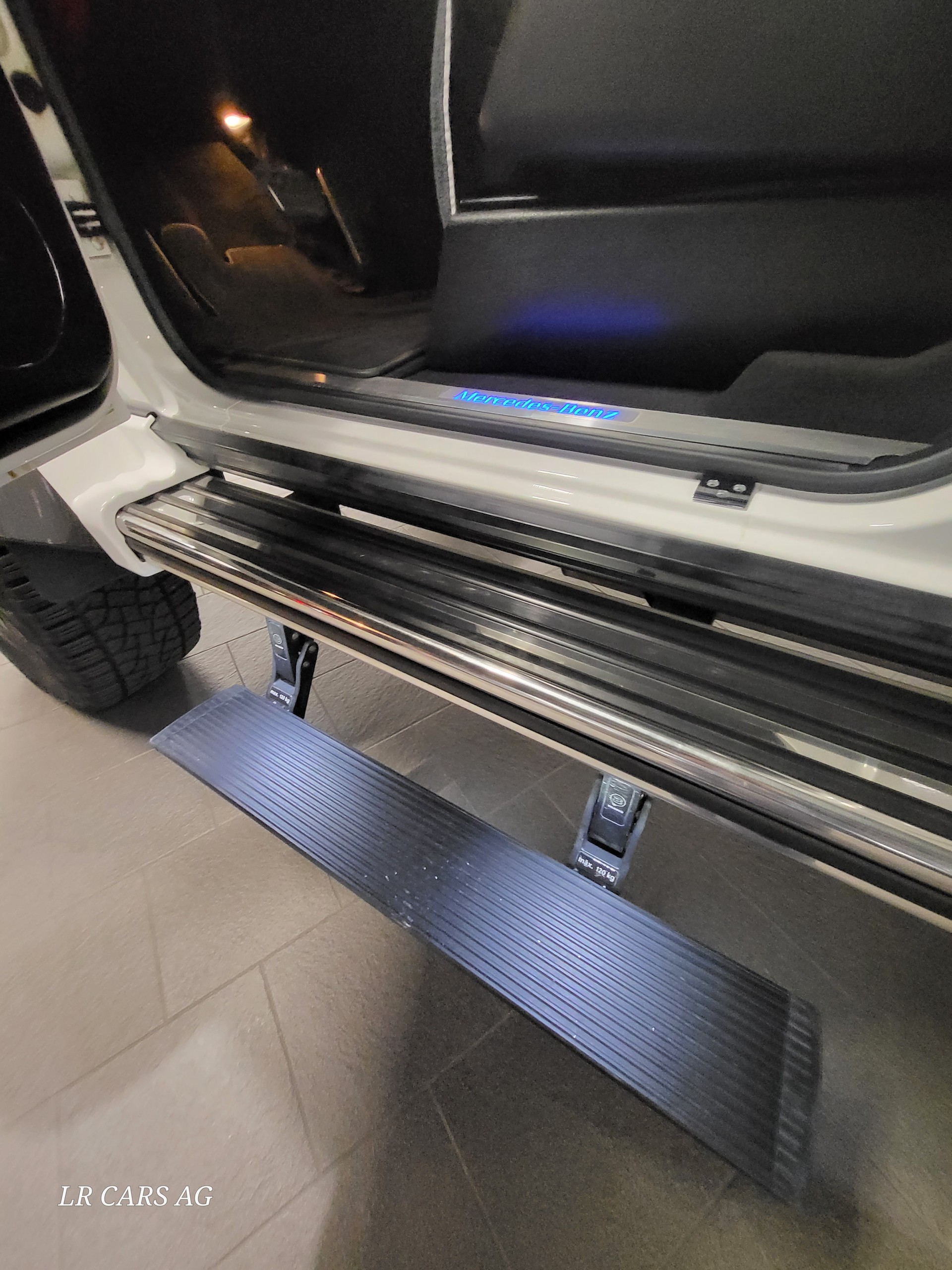 MERCEDES-BENZ G500 4x4² BRABUS-image-7