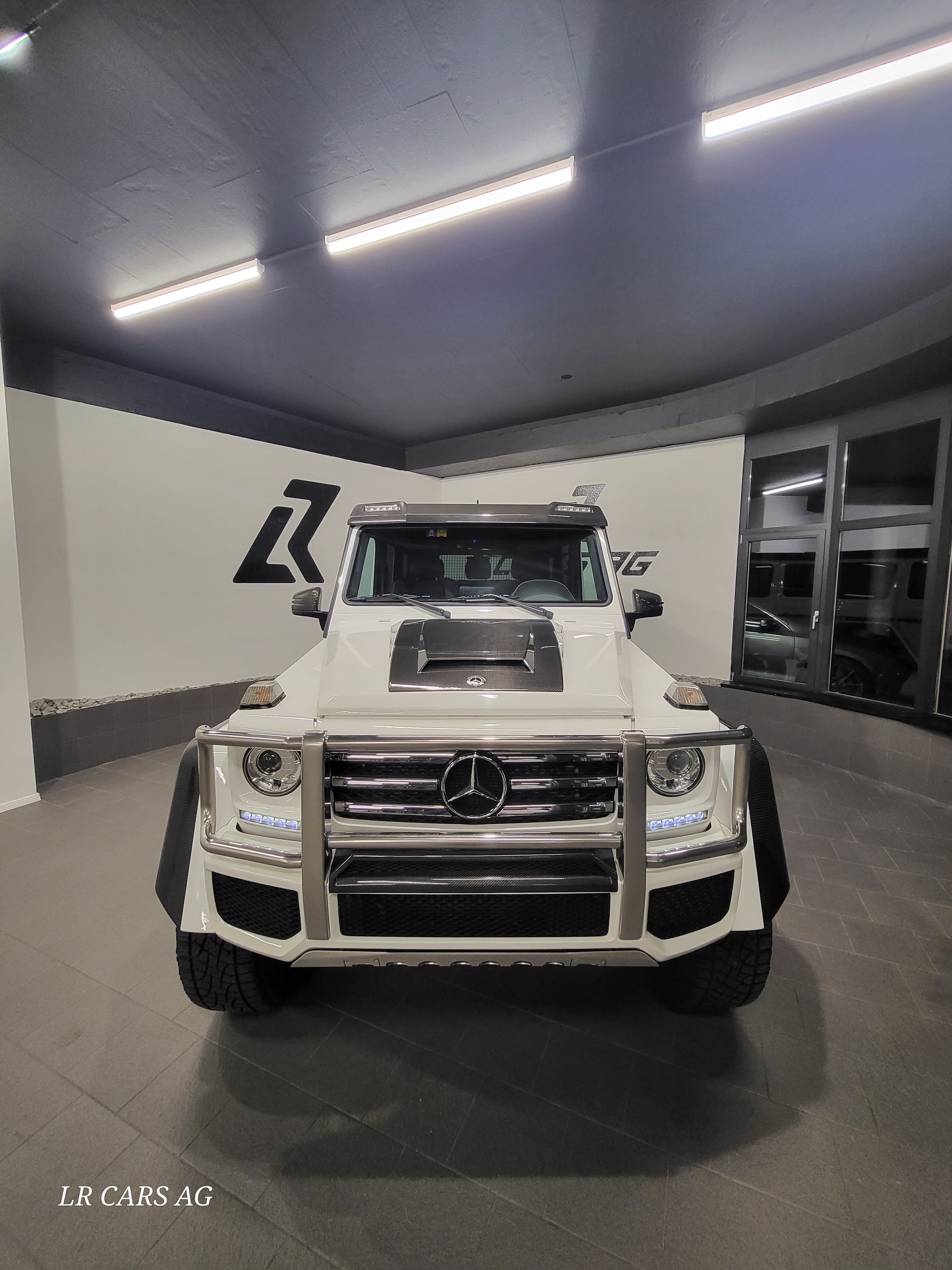 MERCEDES-BENZ G500 4x4² BRABUS-image-2