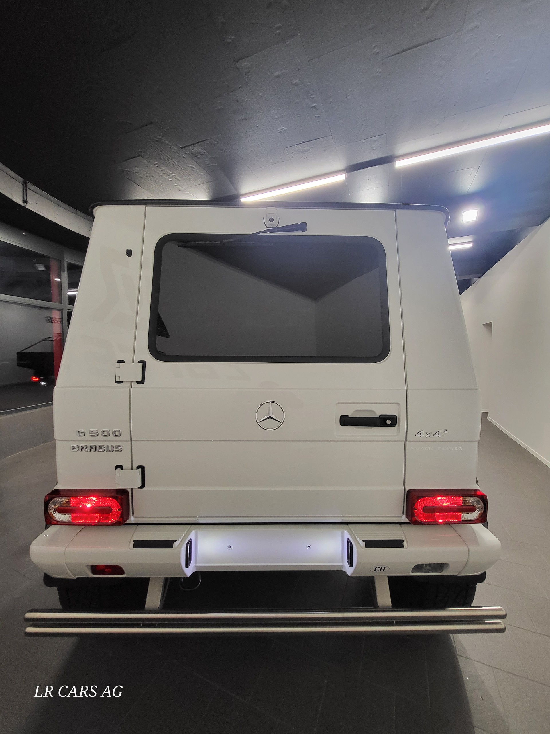 MERCEDES-BENZ G500 4x4² BRABUS-image-5