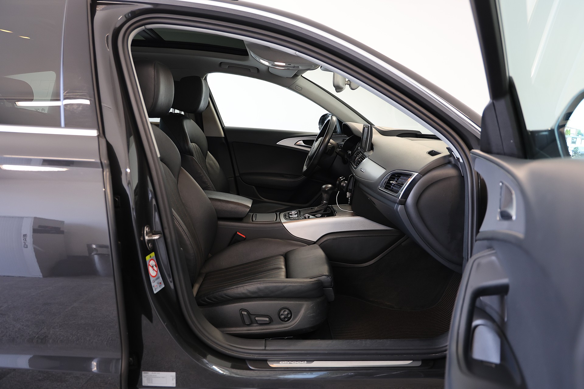 AUDI A6 allroad 3.0 BiTDI V6 quattro tiptronic-image-11