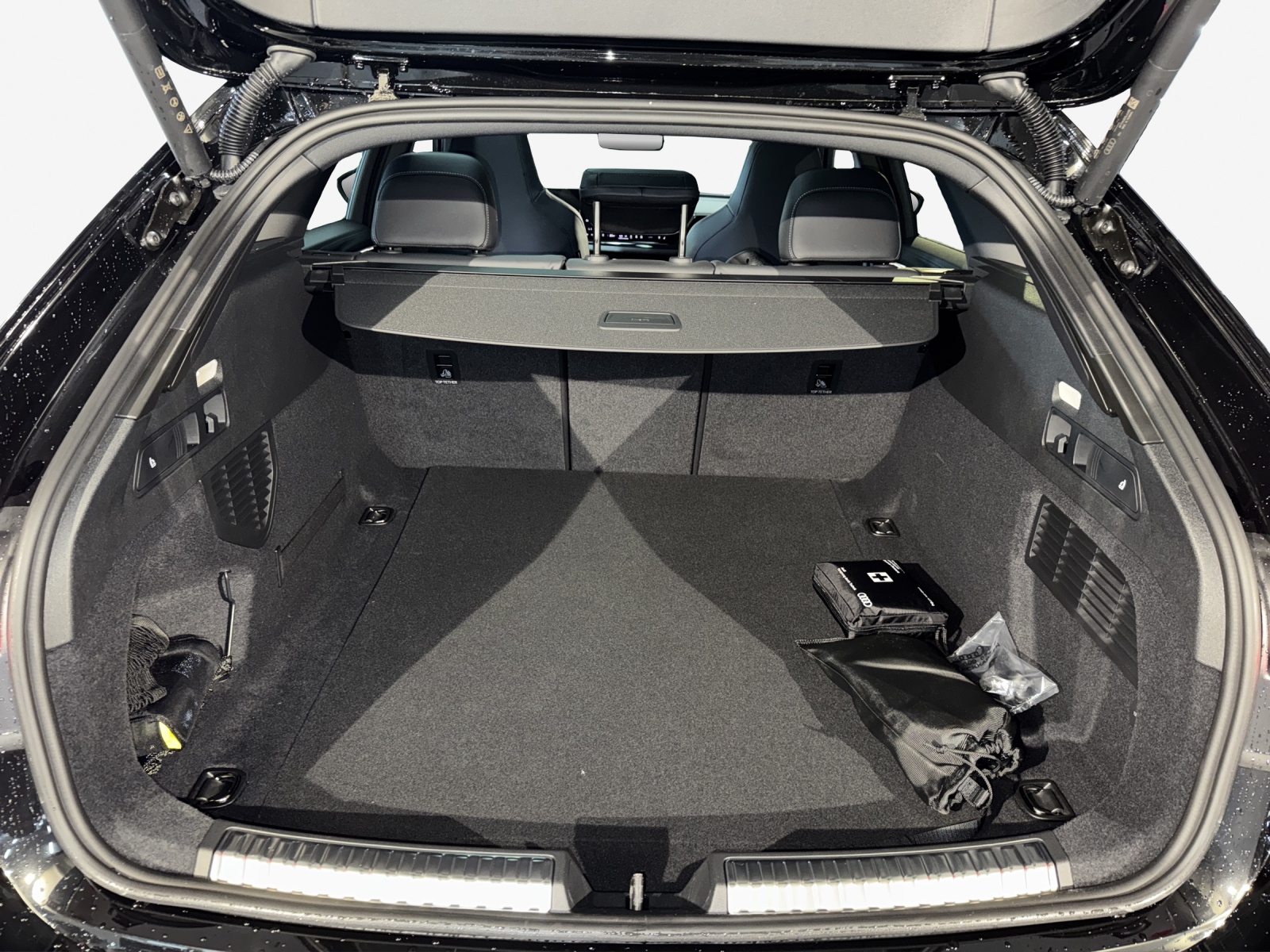 AUDI S5 Avant TFSI quattro S tronic-image-12