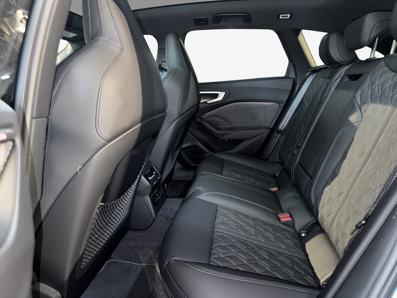 AUDI S5 Avant TFSI quattro S tronic-image-11