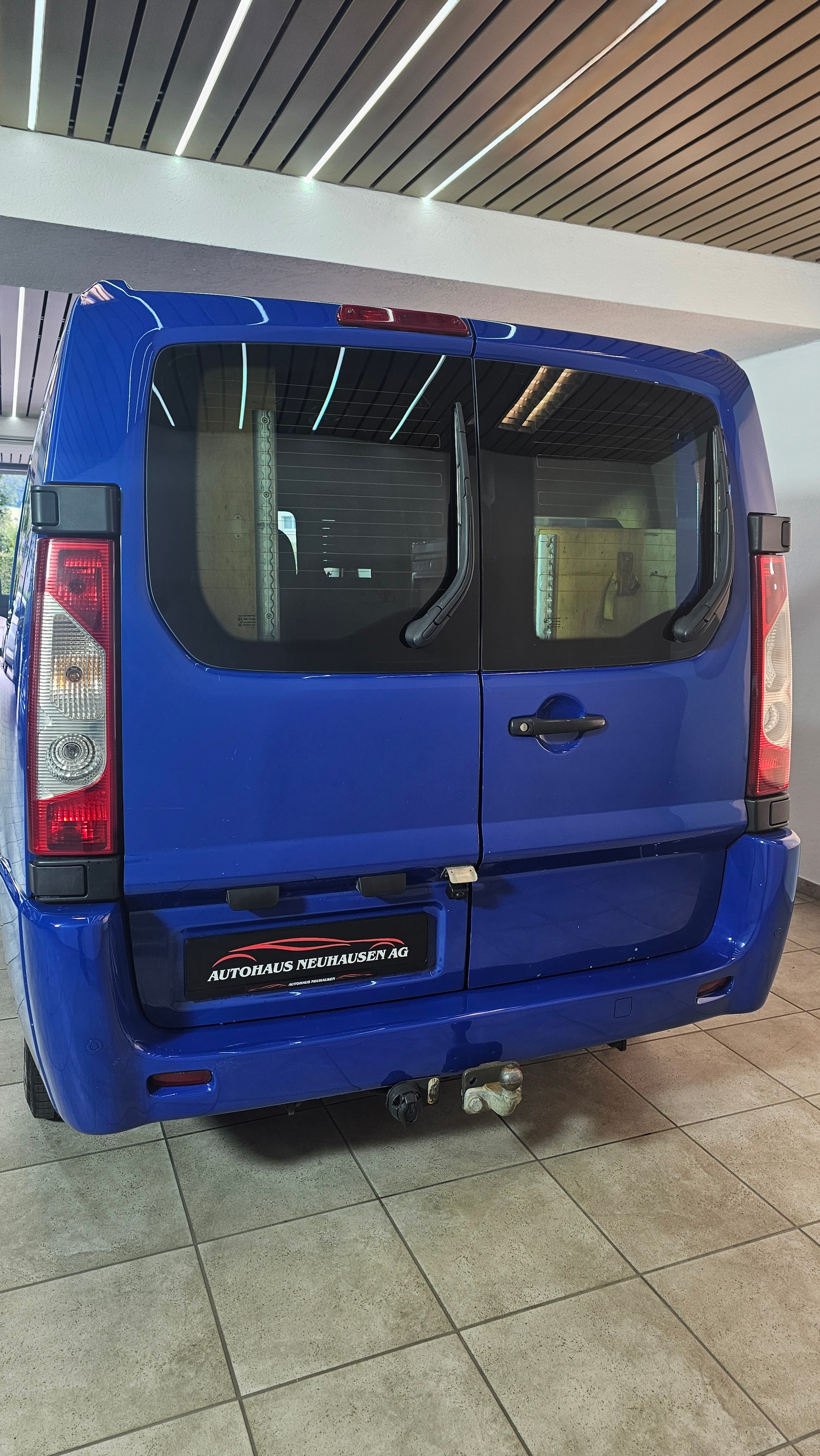 PEUGEOT Expert 2.0 HDi 227 L1H1 "Frisch ab MFK und Frisch ab Service"-image-14