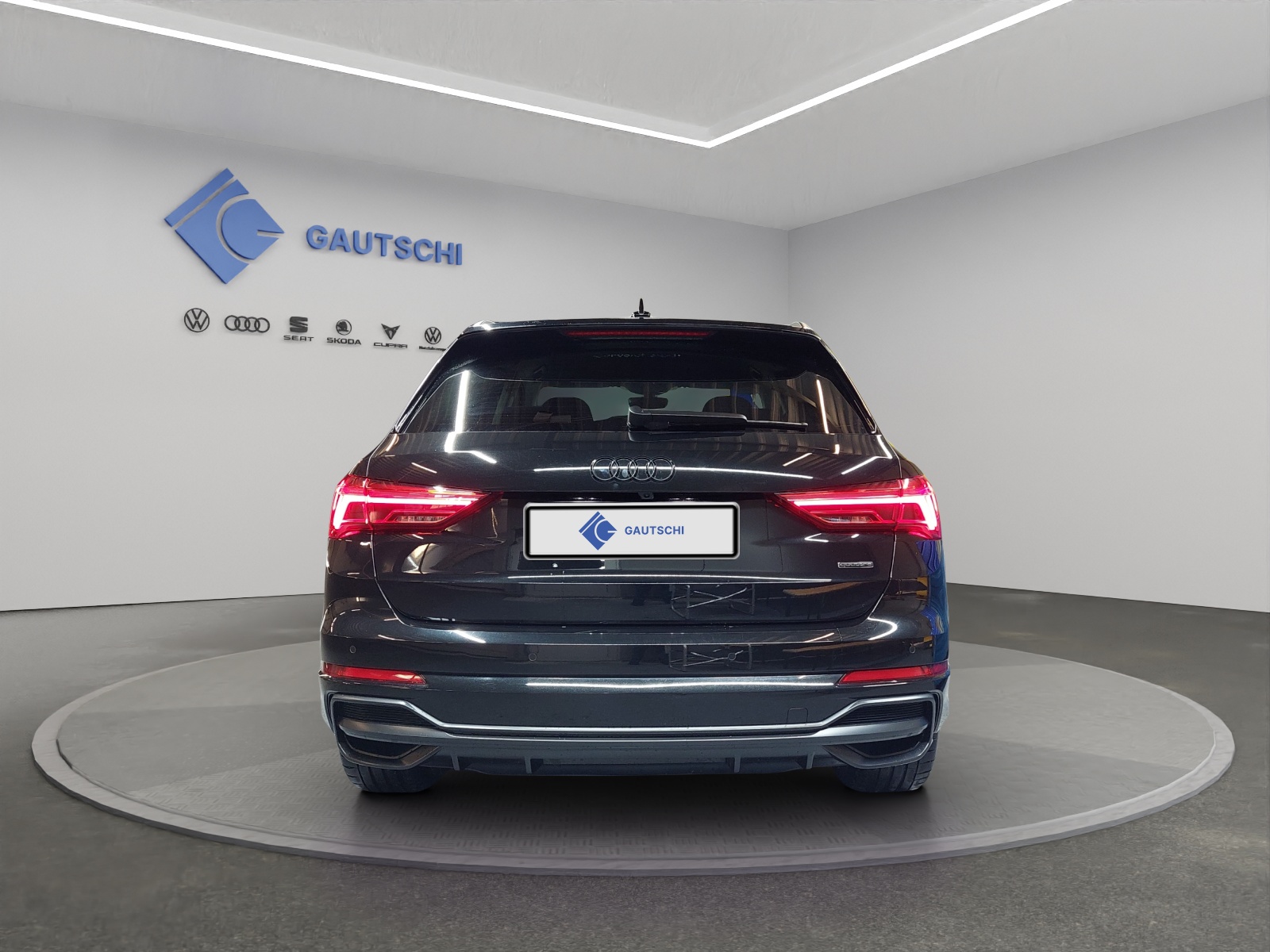 AUDI Q3 35 TDI S line quattro S-tronic-image-3