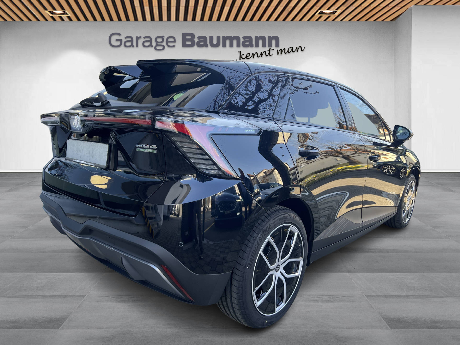 MG 4 64kWh Luxury-image-2