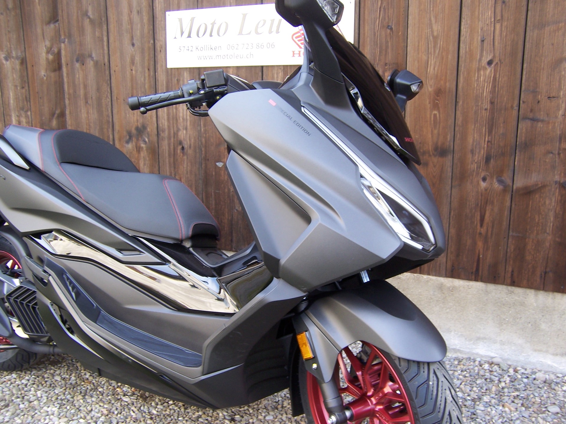 HONDA Nss 125 Forza Special Edition-image-11