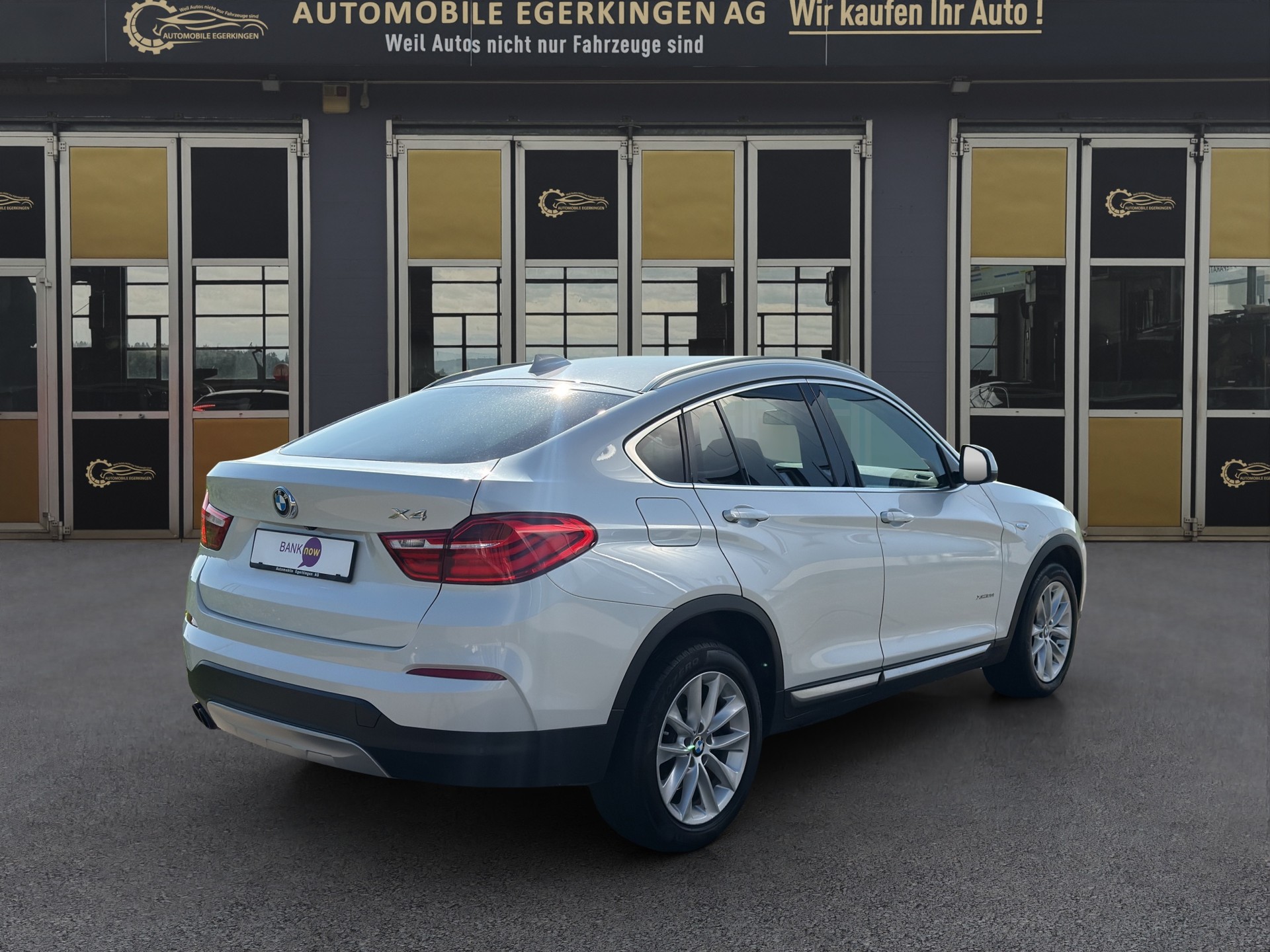 BMW X4 xDrive 28i xLine Steptronic-image-4