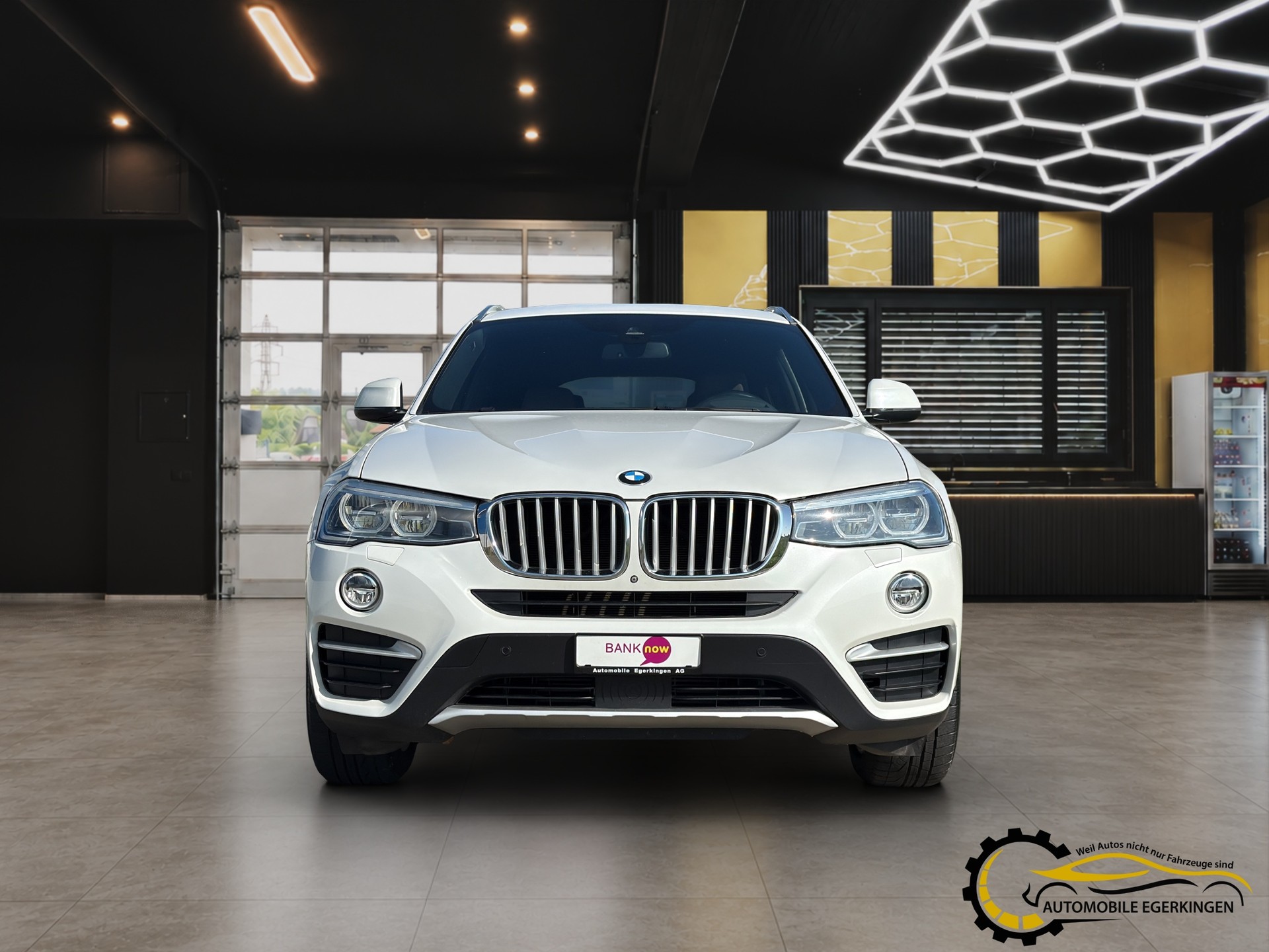 BMW X4 xDrive 28i xLine Steptronic-image-1