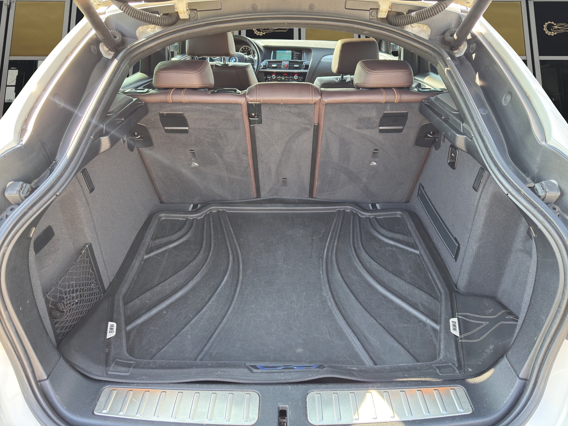 BMW X4 xDrive 28i xLine Steptronic-image-14
