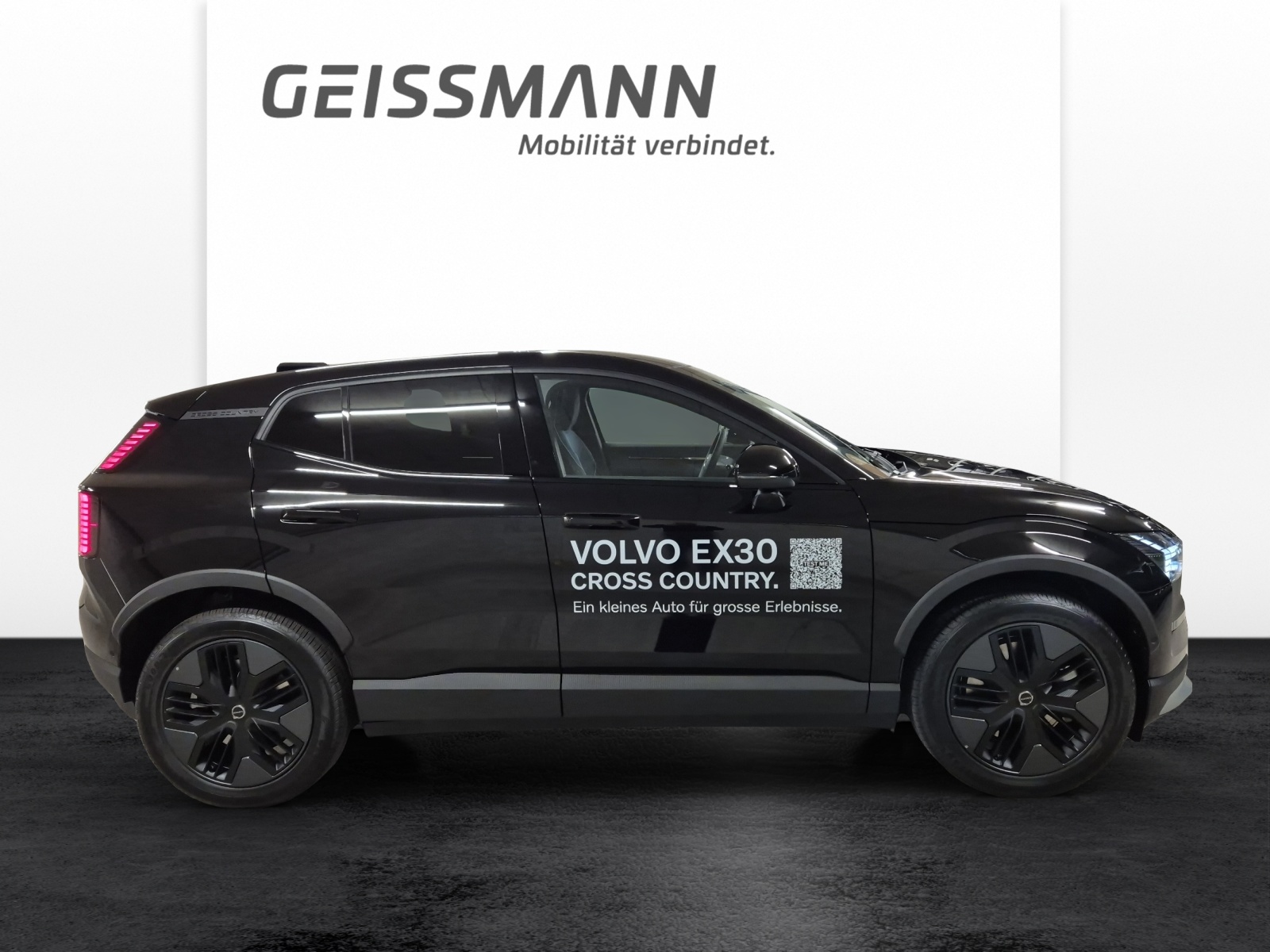 VOLVO EX30 CC Cross Country Twin Ultra Performance AWD-showroom-element-3