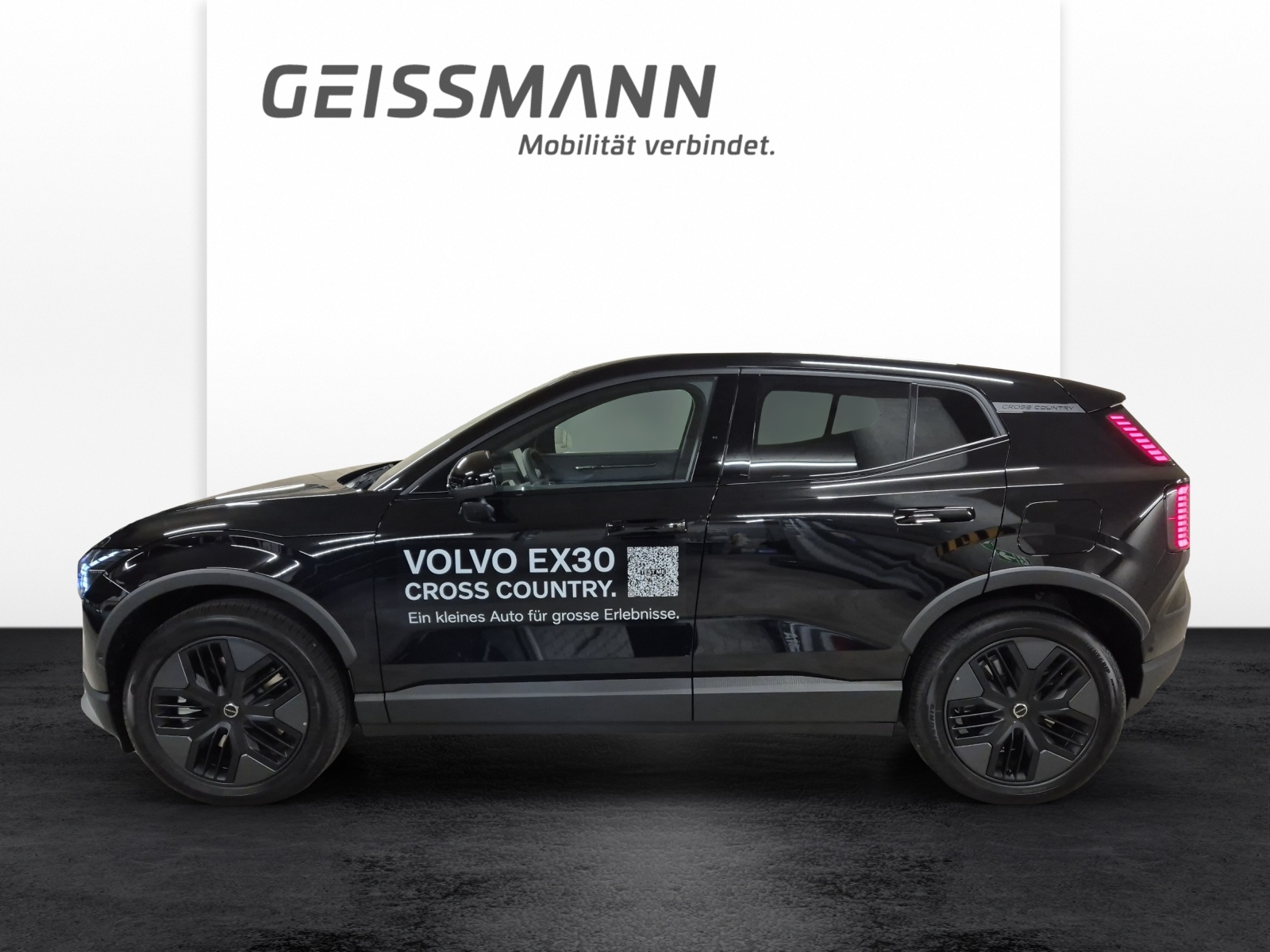 VOLVO EX30 CC Cross Country Twin Ultra Performance AWD-showroom-element-2