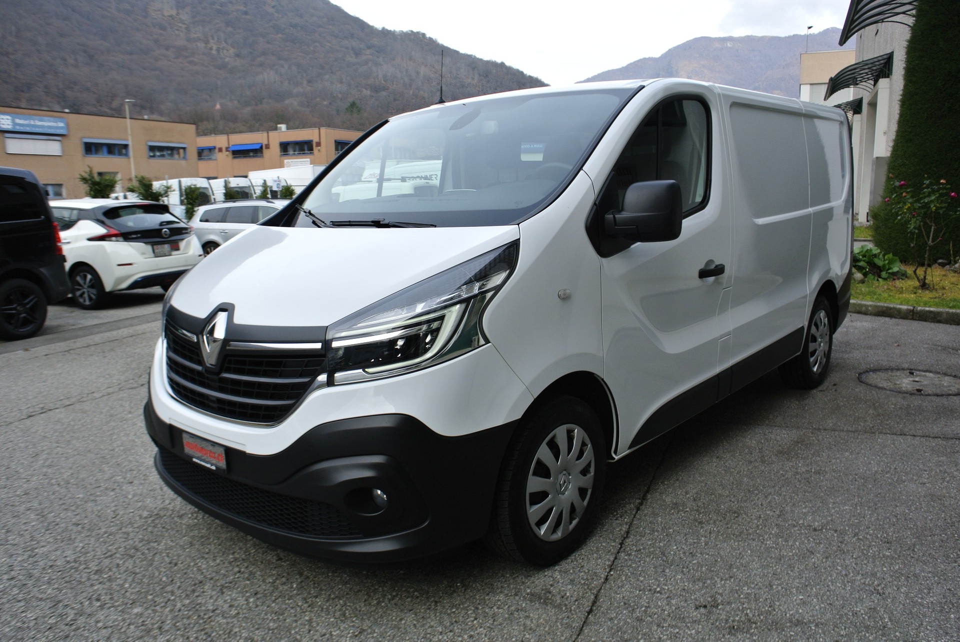 RENAULT Trafic 2.0 Energy dCi 120 3.0t Business L1H1
