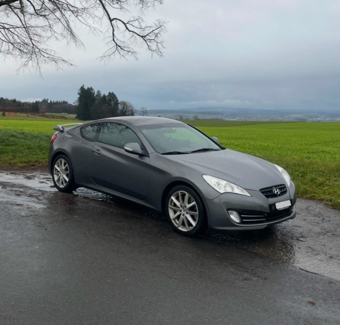 HYUNDAI Genesis 2.0 Turbo-image-1