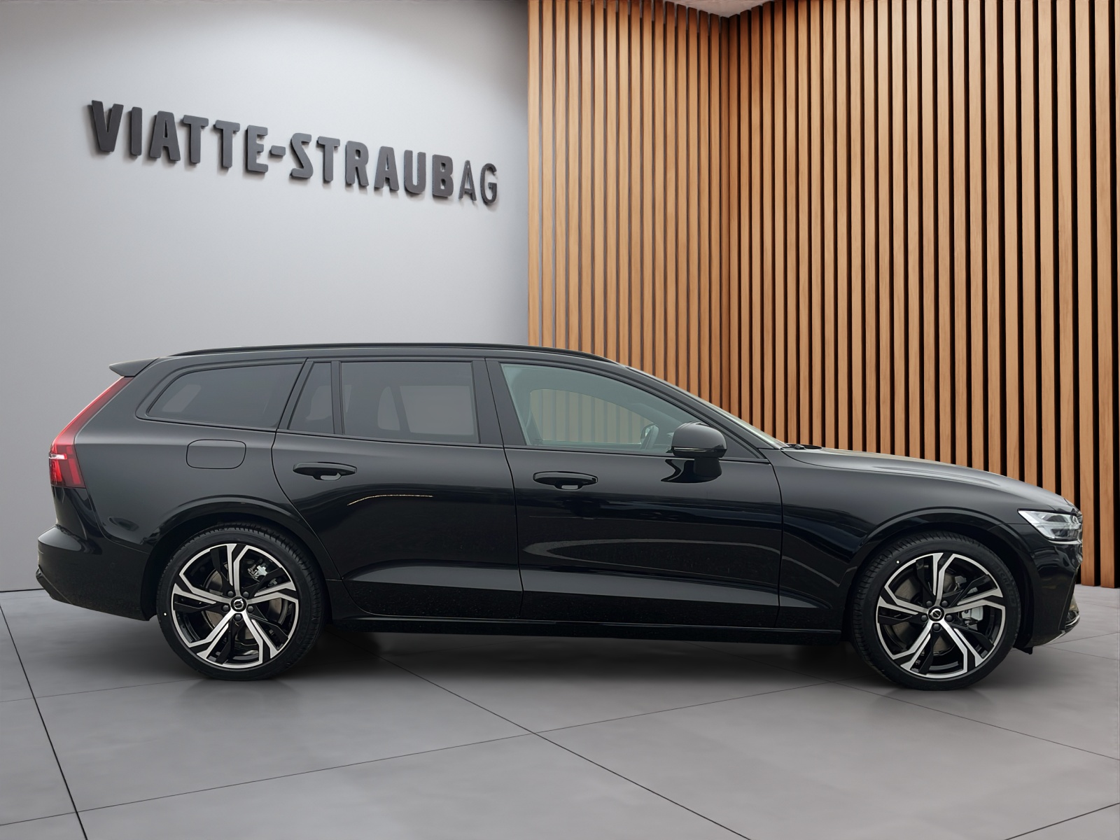 VOLVO V60 2.0 T6 TE Ultra Dark eAWD-image-7