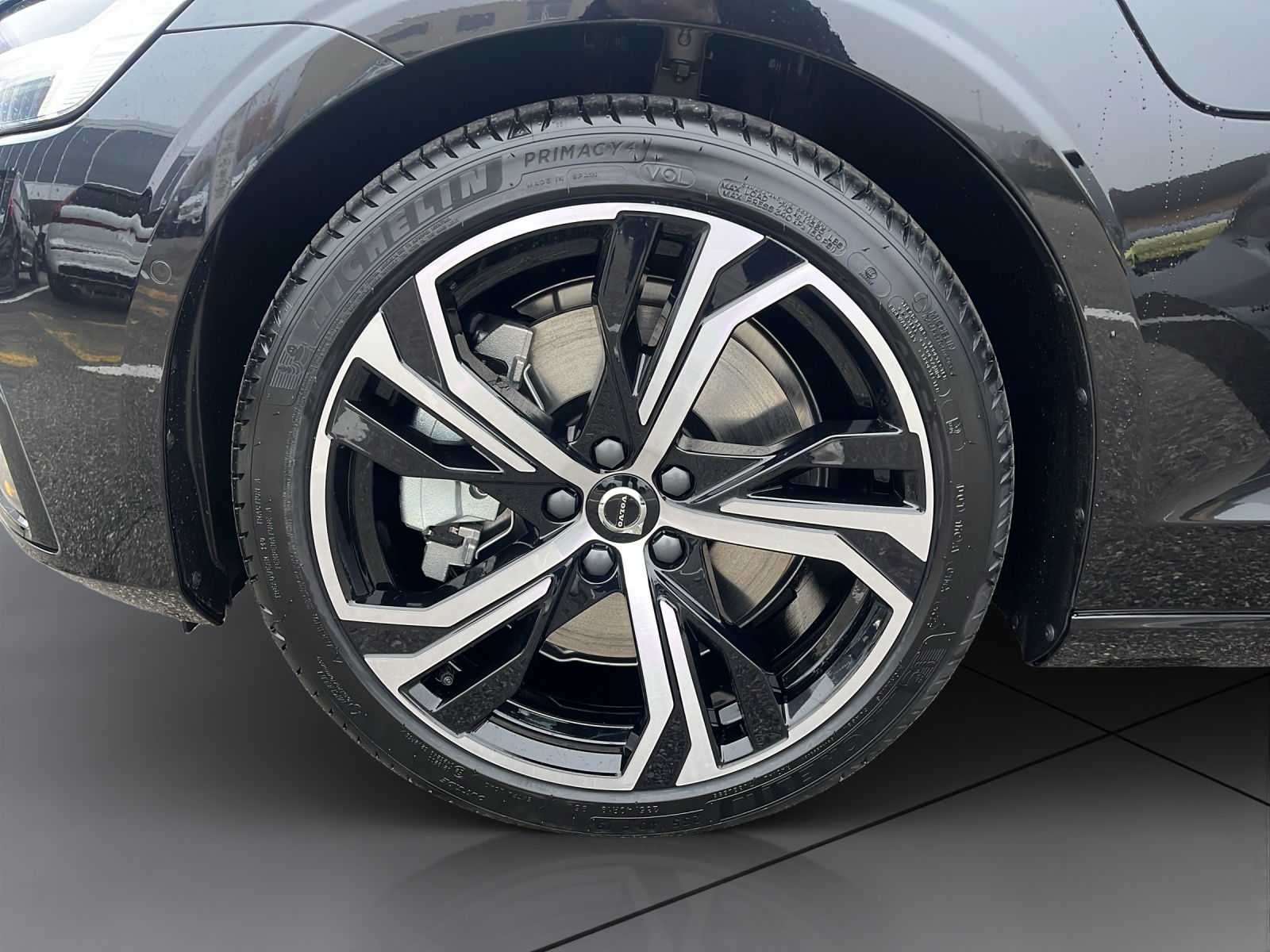 VOLVO V60 2.0 T6 TE Ultra Dark eAWD-image-16