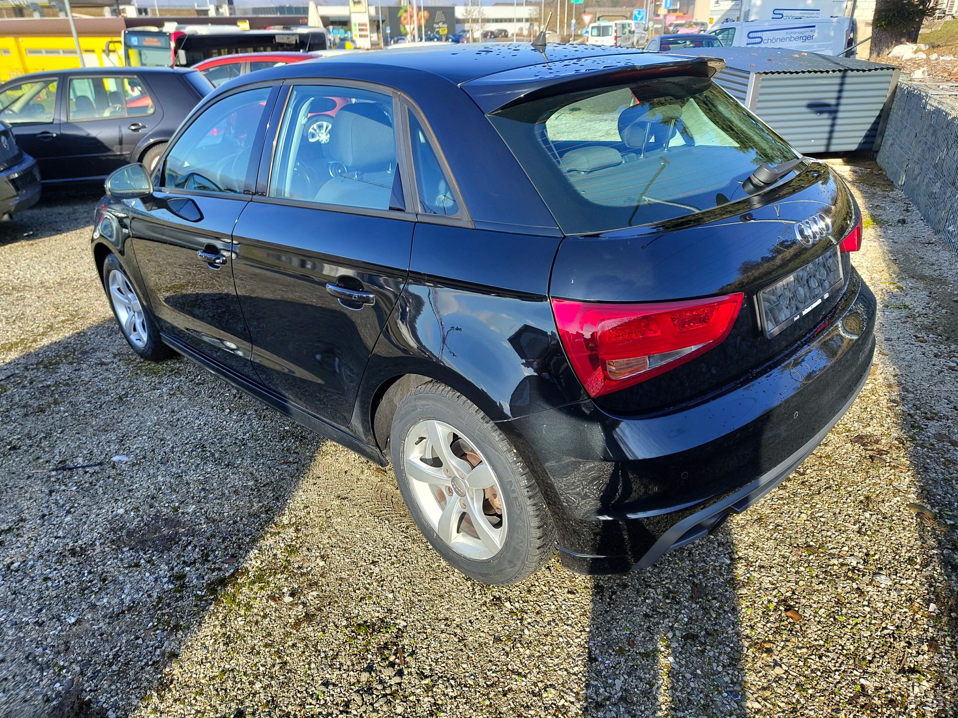 AUDI A1 Sportback 1.2 TFSI Attraction-image-4