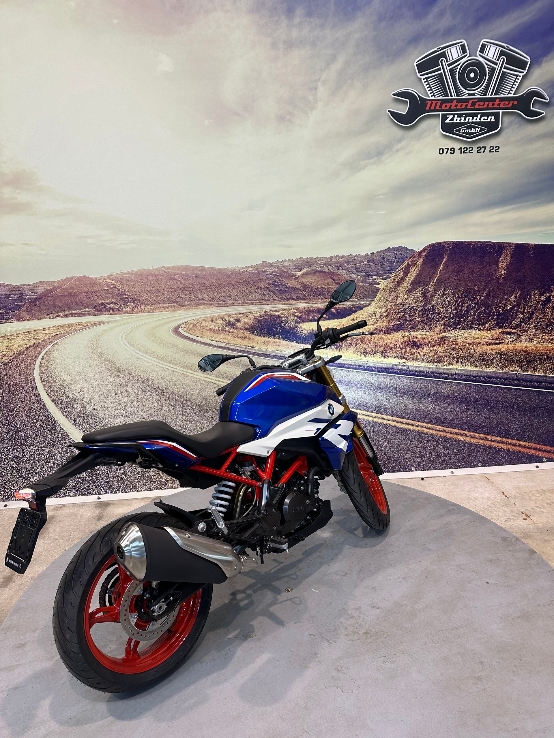 BMW G 310 R-showroom-element-3