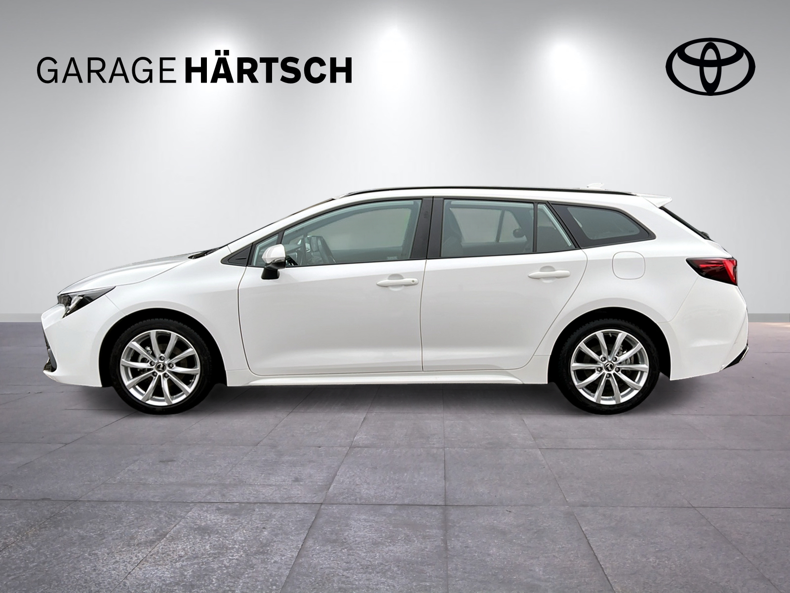 TOYOTA Corolla Touring Sports 1.8 HSD Comfort-image-1