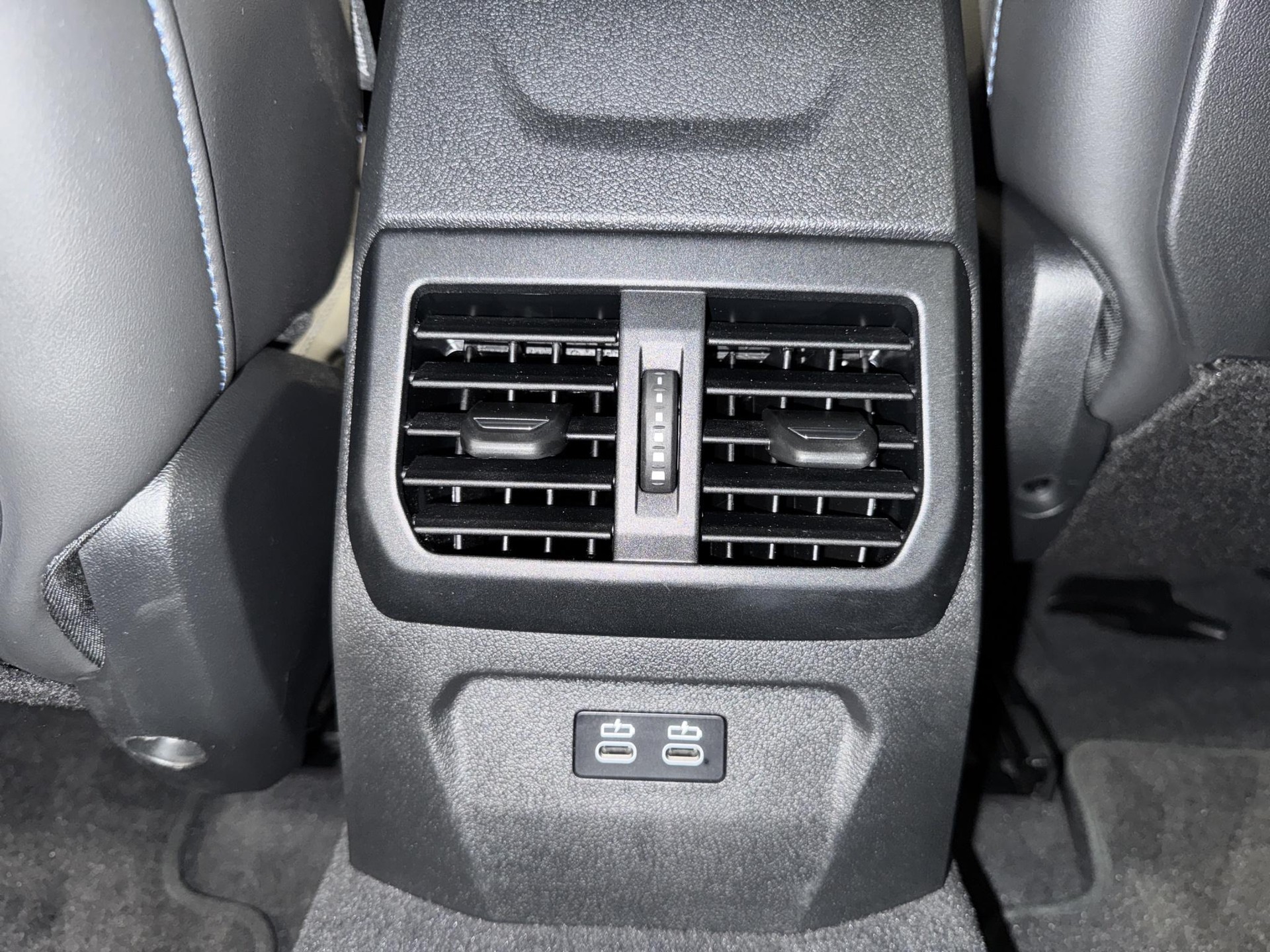 BMW 123 xDrive M Sport-image-9