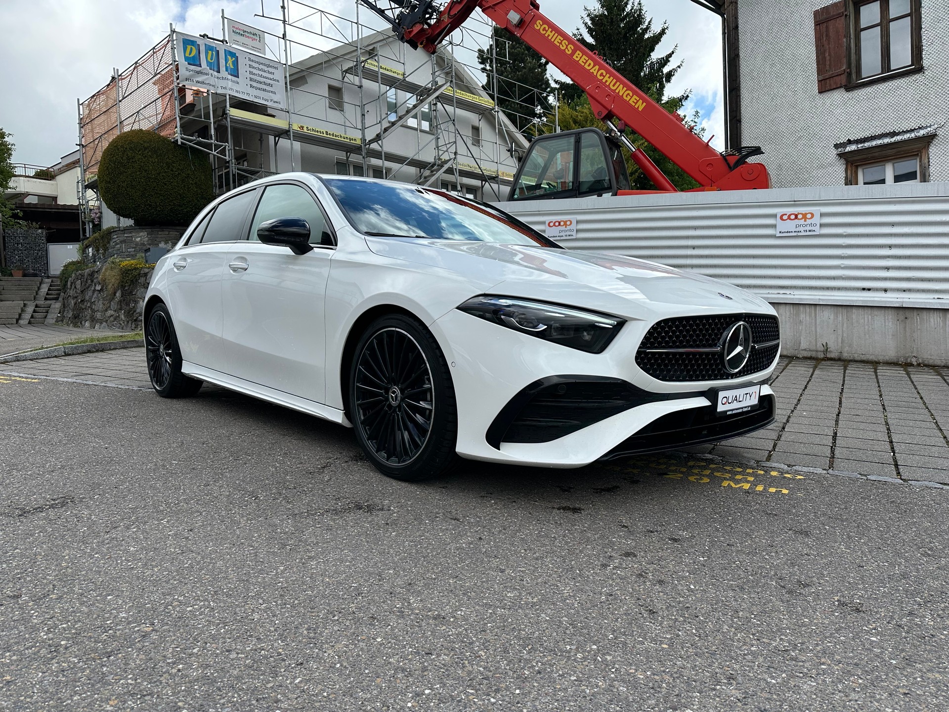 MERCEDES-BENZ A 220 4Matic 8G-DCT-image-1