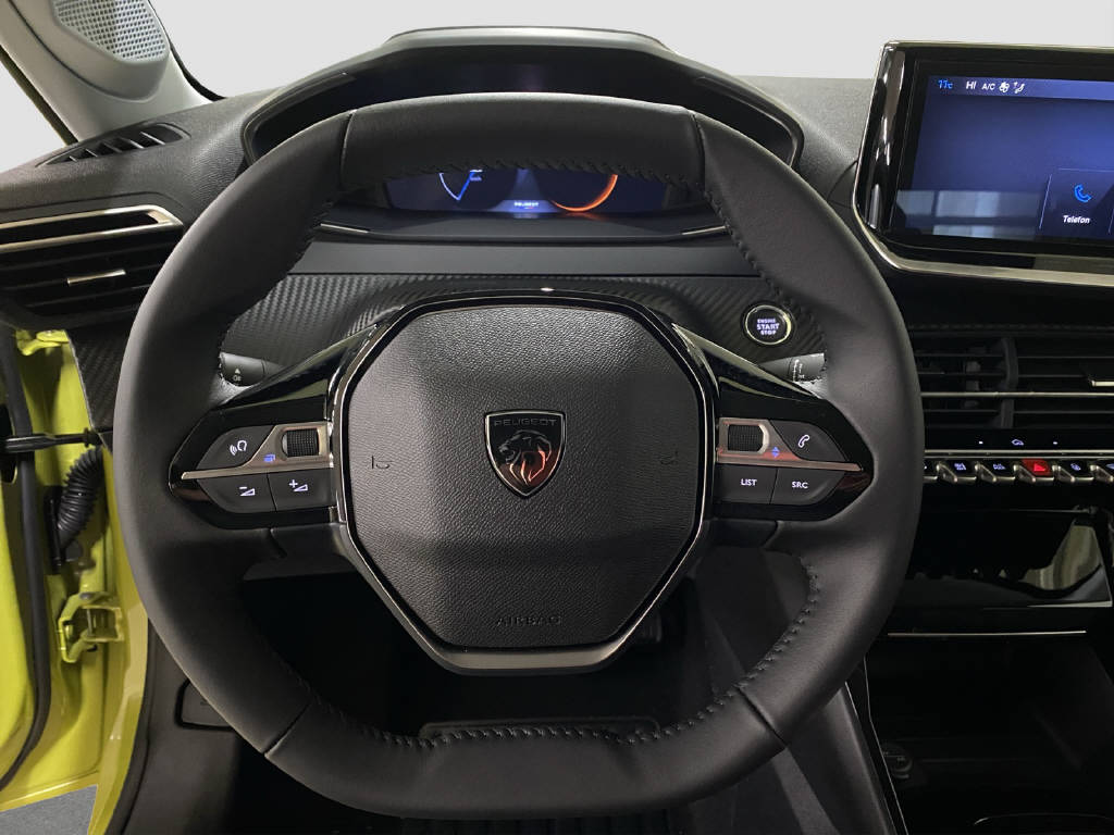 PEUGEOT 208 e-Allure-image-7