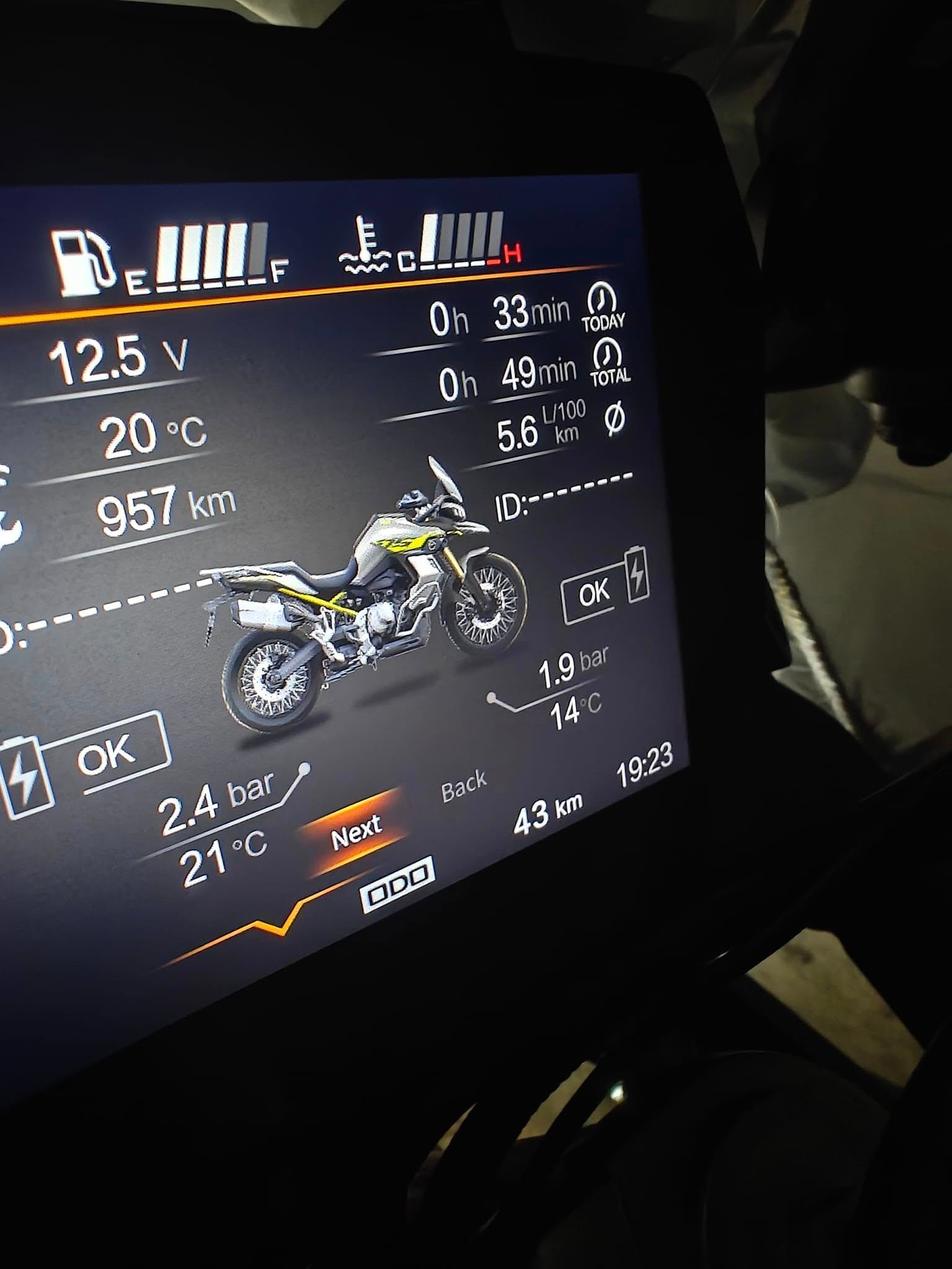 VOGE 900 DSX-image-8