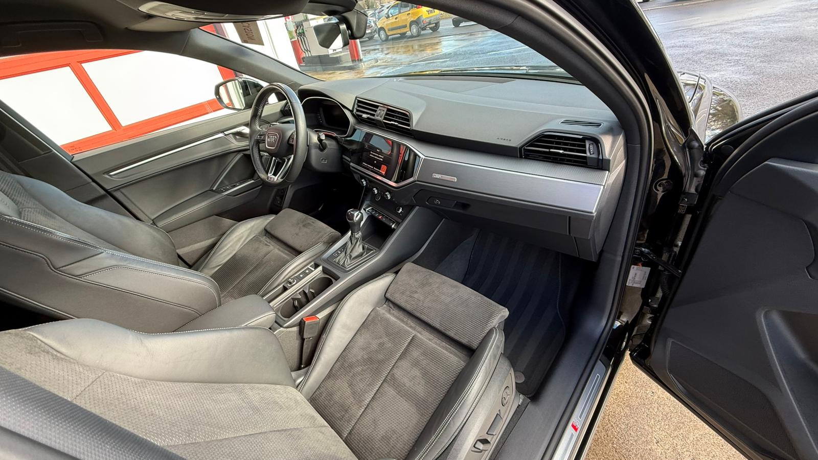 AUDI Q3 Sportback 35 TFSI S line Attraction S-tronic-image-7