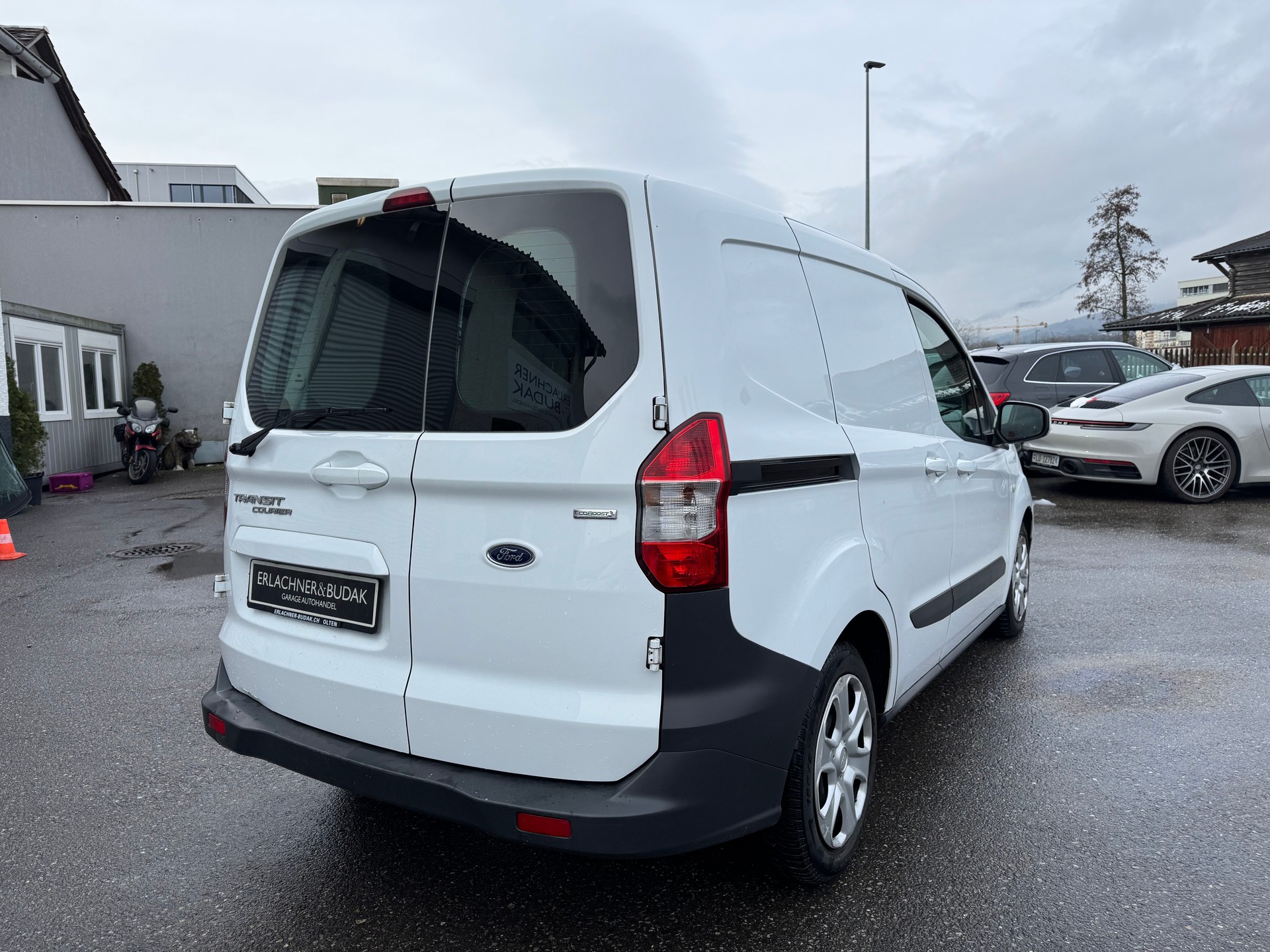 FORD Transit Courier Van 1.0 EcoBoost Trend-image-5