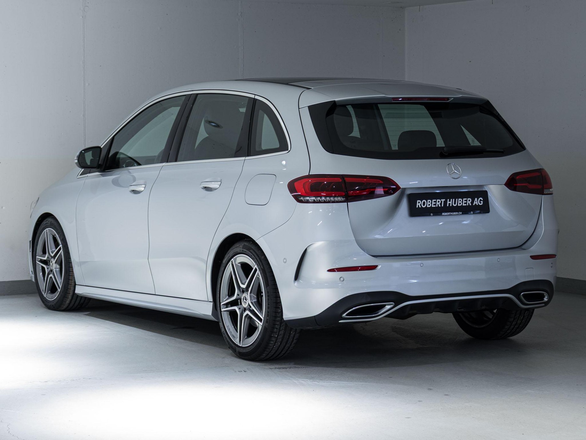 MERCEDES-BENZ B 220 4MATIC-image-3