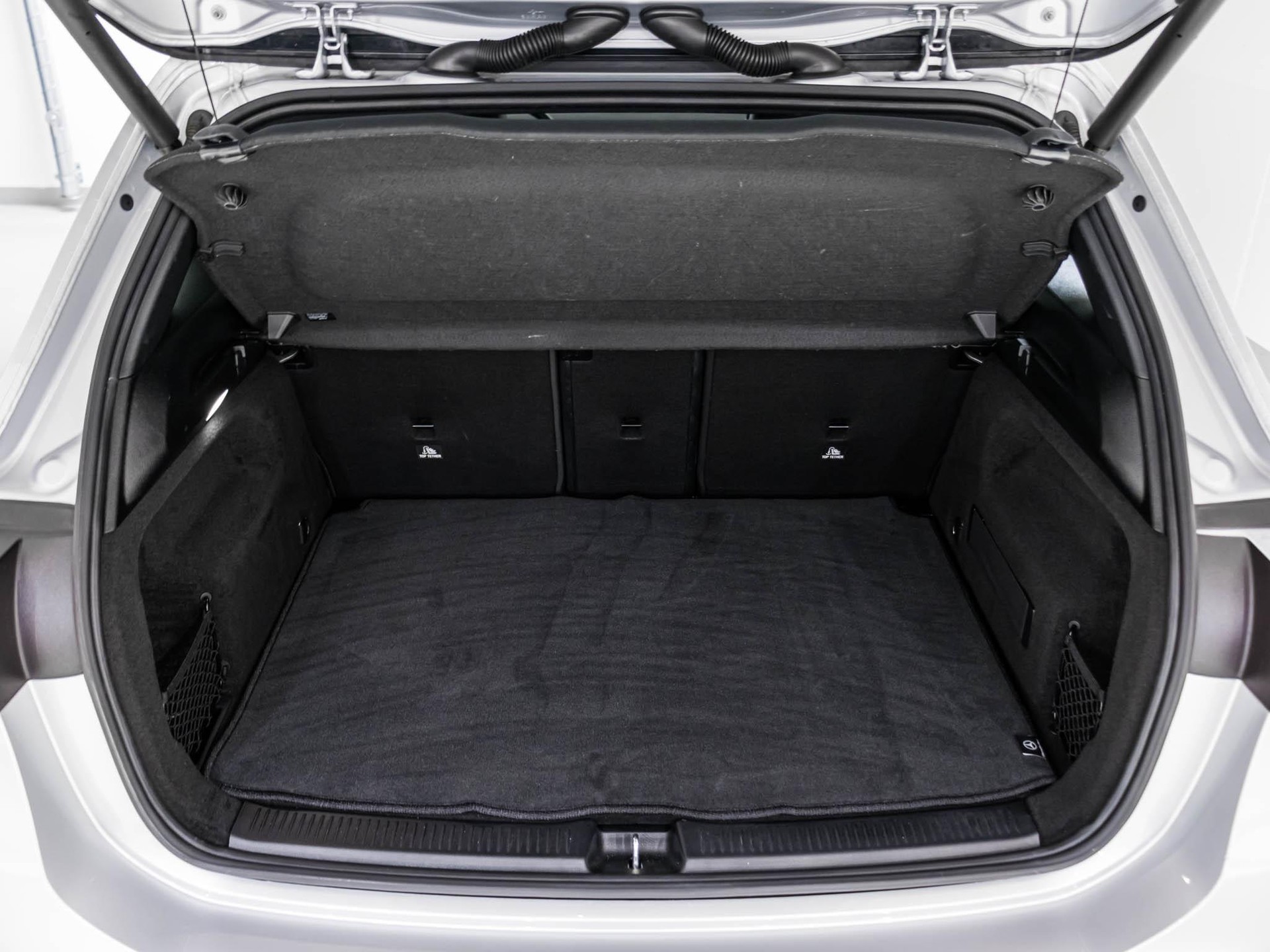 MERCEDES-BENZ B 220 4MATIC-image-13